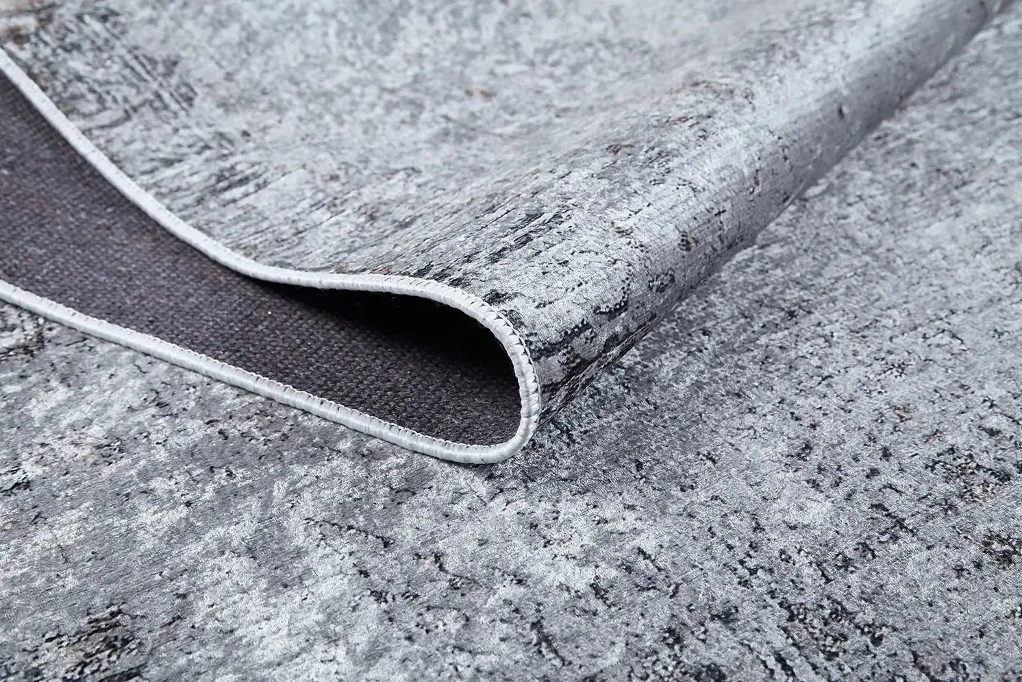 Açık Gri Soyut Dokulu Eskitme Halı-Pera Halı