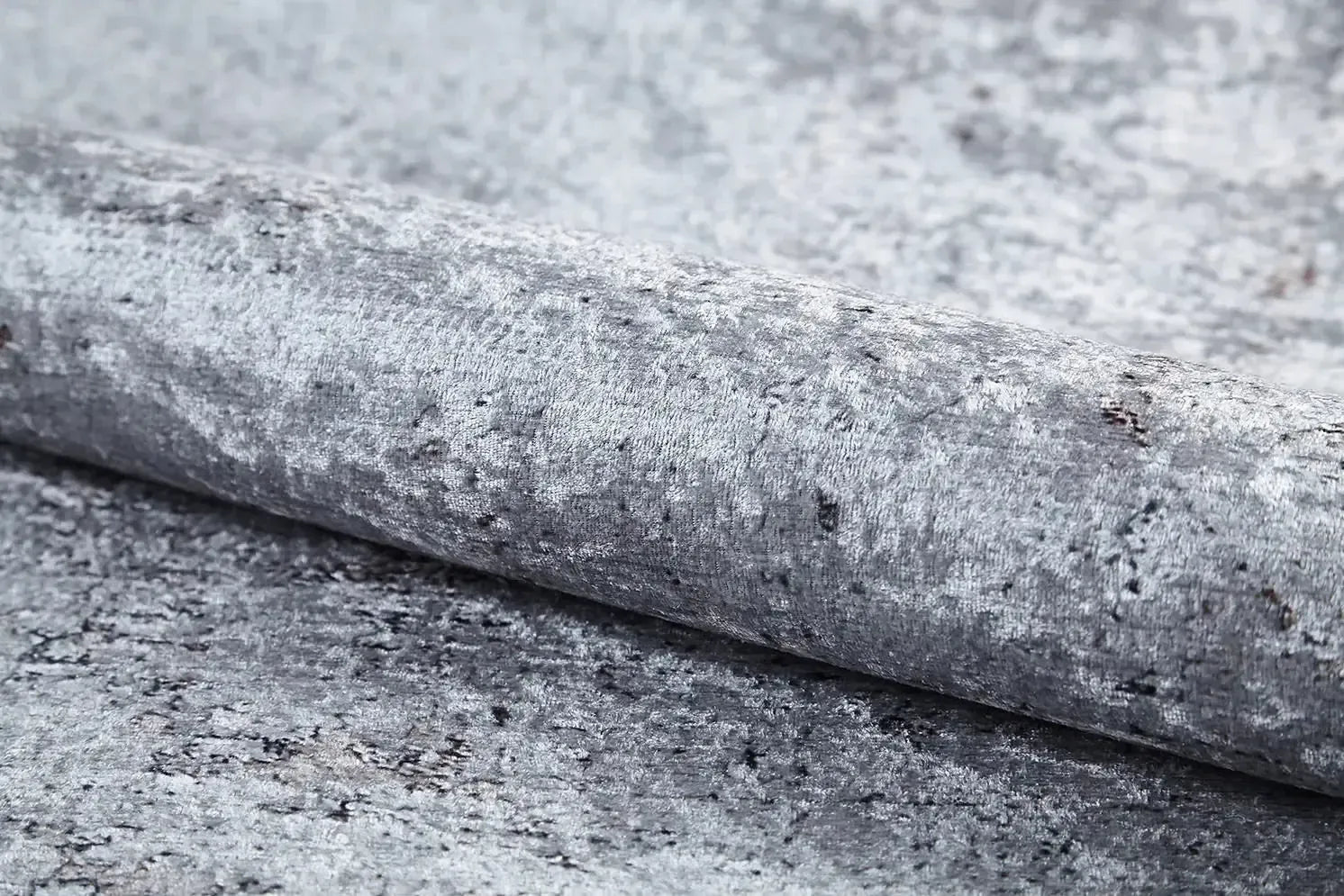 Açık Gri Soyut Dokulu Eskitme Halı-Pera Halı