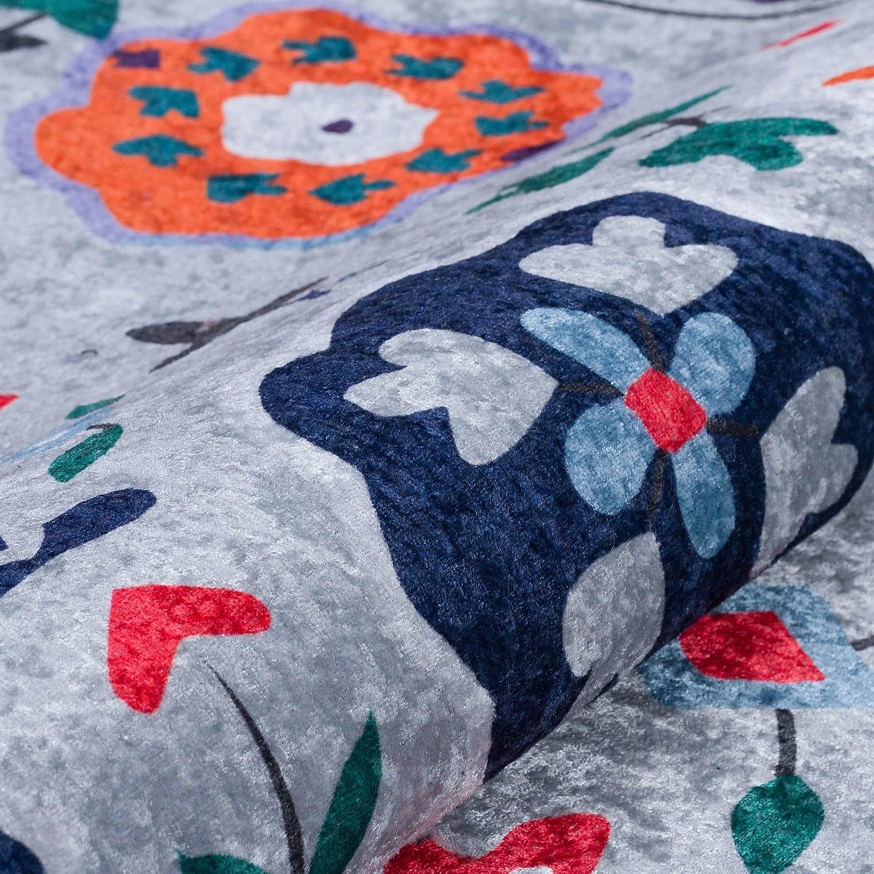 Açık Mavi Çok Renkli Çiçek Desenli Etnik Kilim Halı-Pera Halı