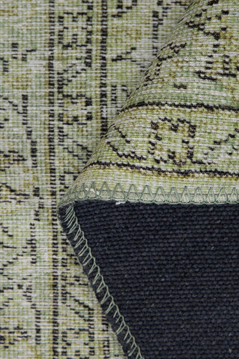 Soluk Adaçayı Yeşili ve Bej Eskitme Desenli Folk Halı