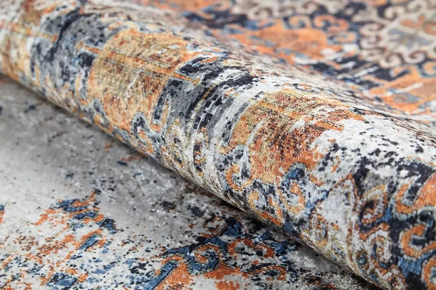 Bej Eskitme Geometrik Desenli Halı-Pera Halı