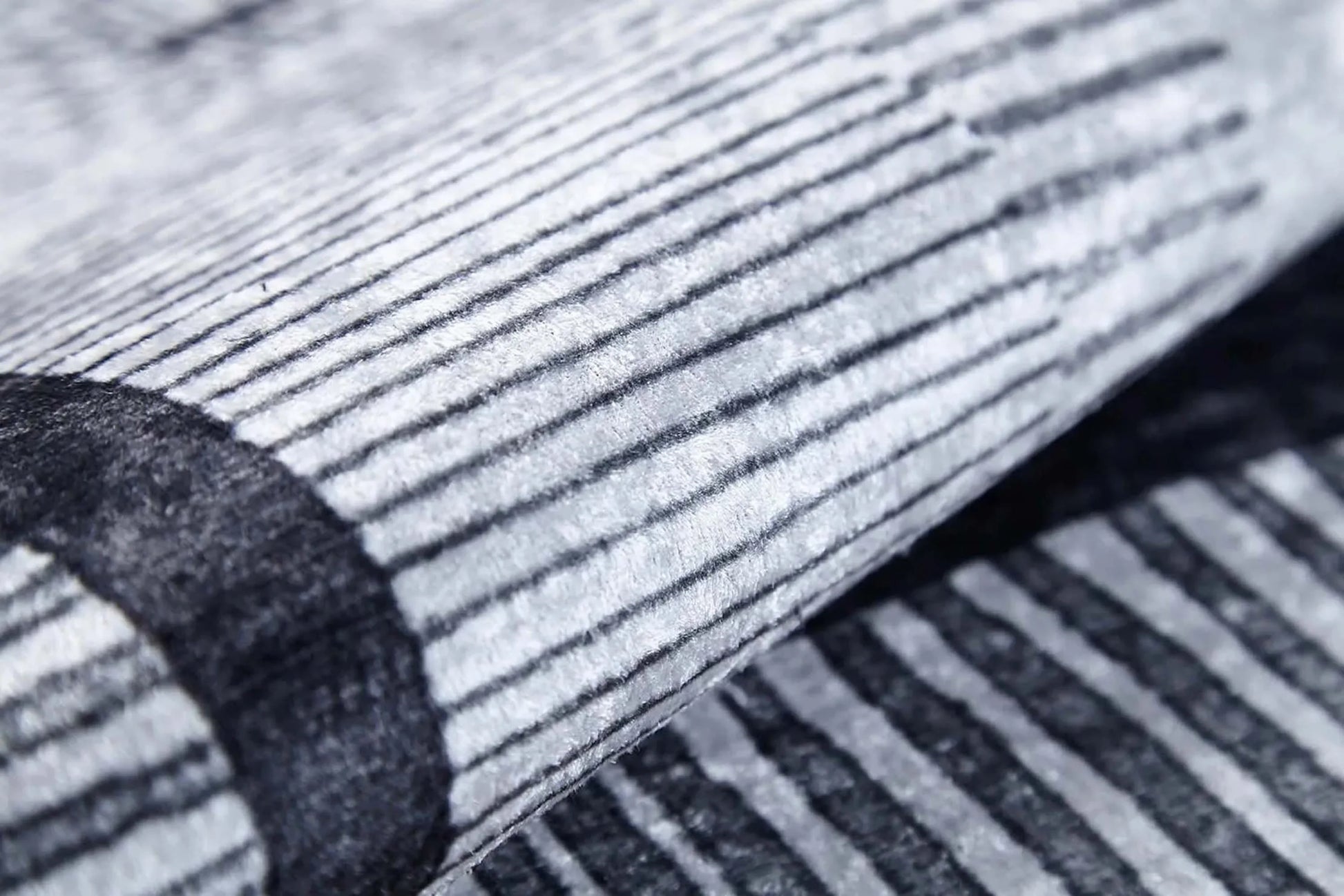 Bej Gri Çizgili Bordürlü Halı-Pera Halı