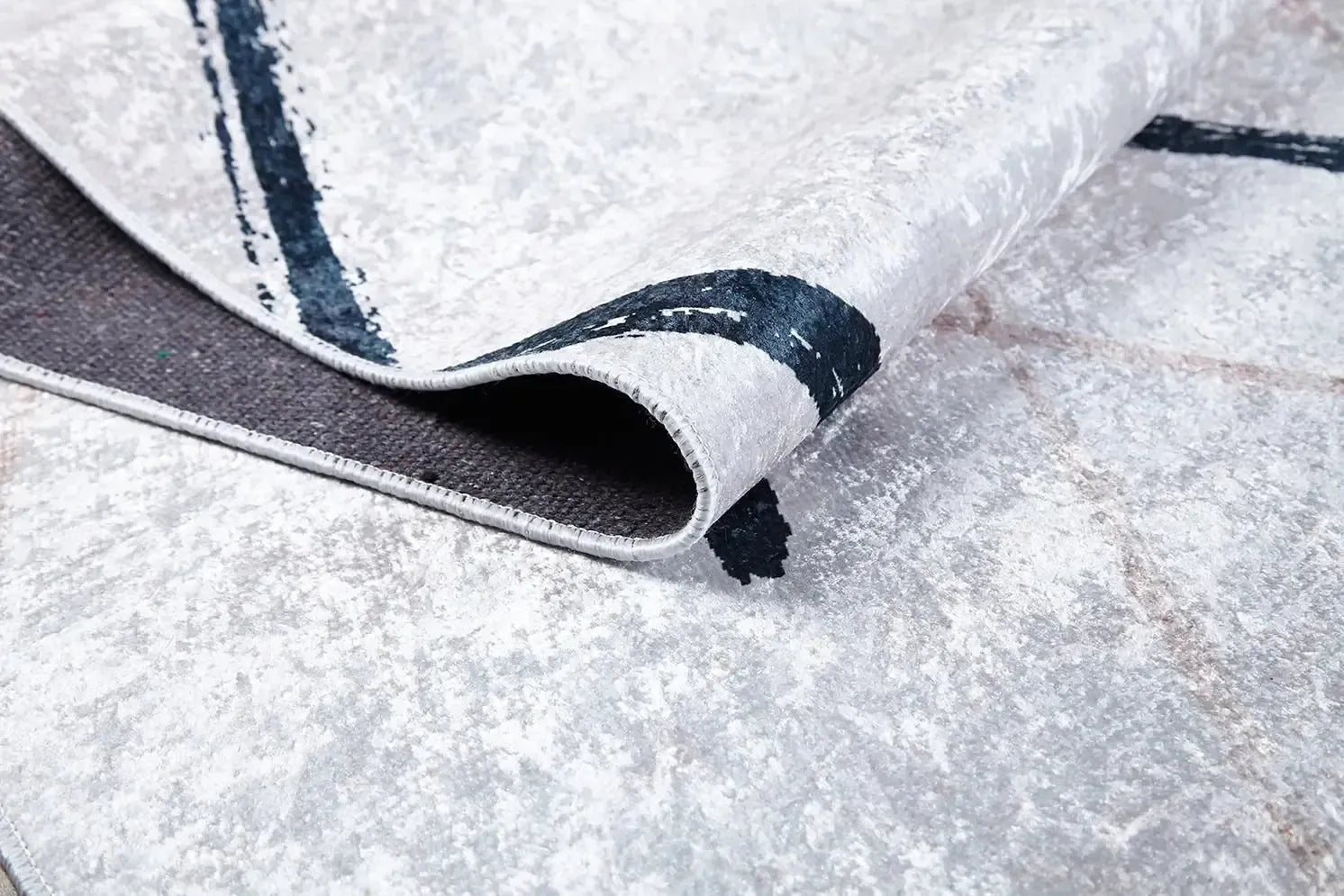 Bej Krem Siyah Fırça Darbeli Çizgili Halı-Pera Halı