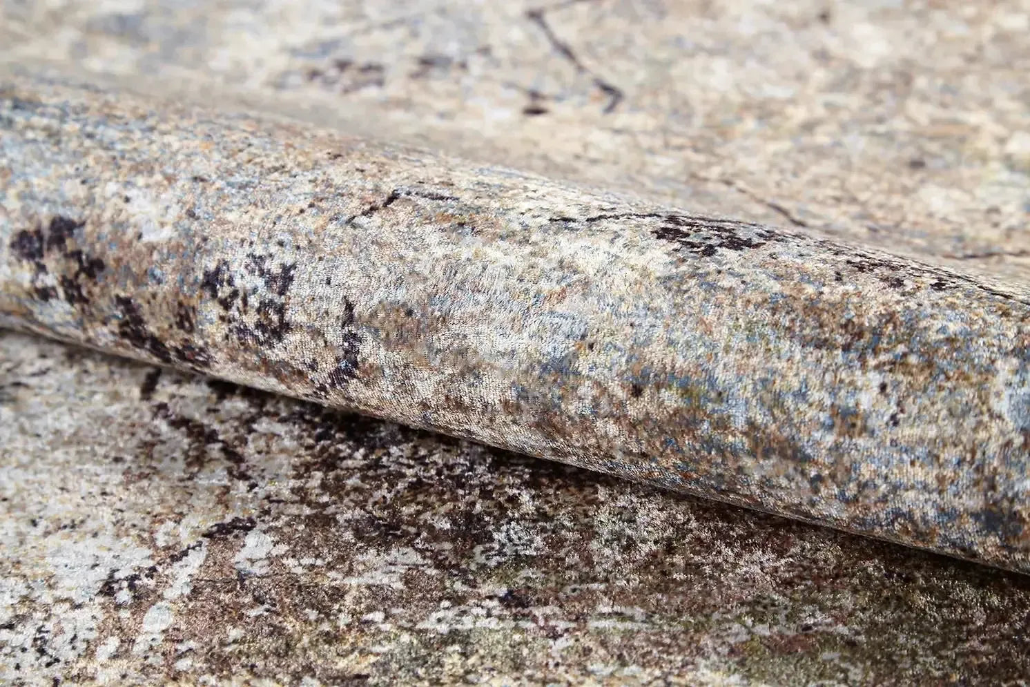 Bej Mavi ve Kahve Geometrik Halı-Pera Halı