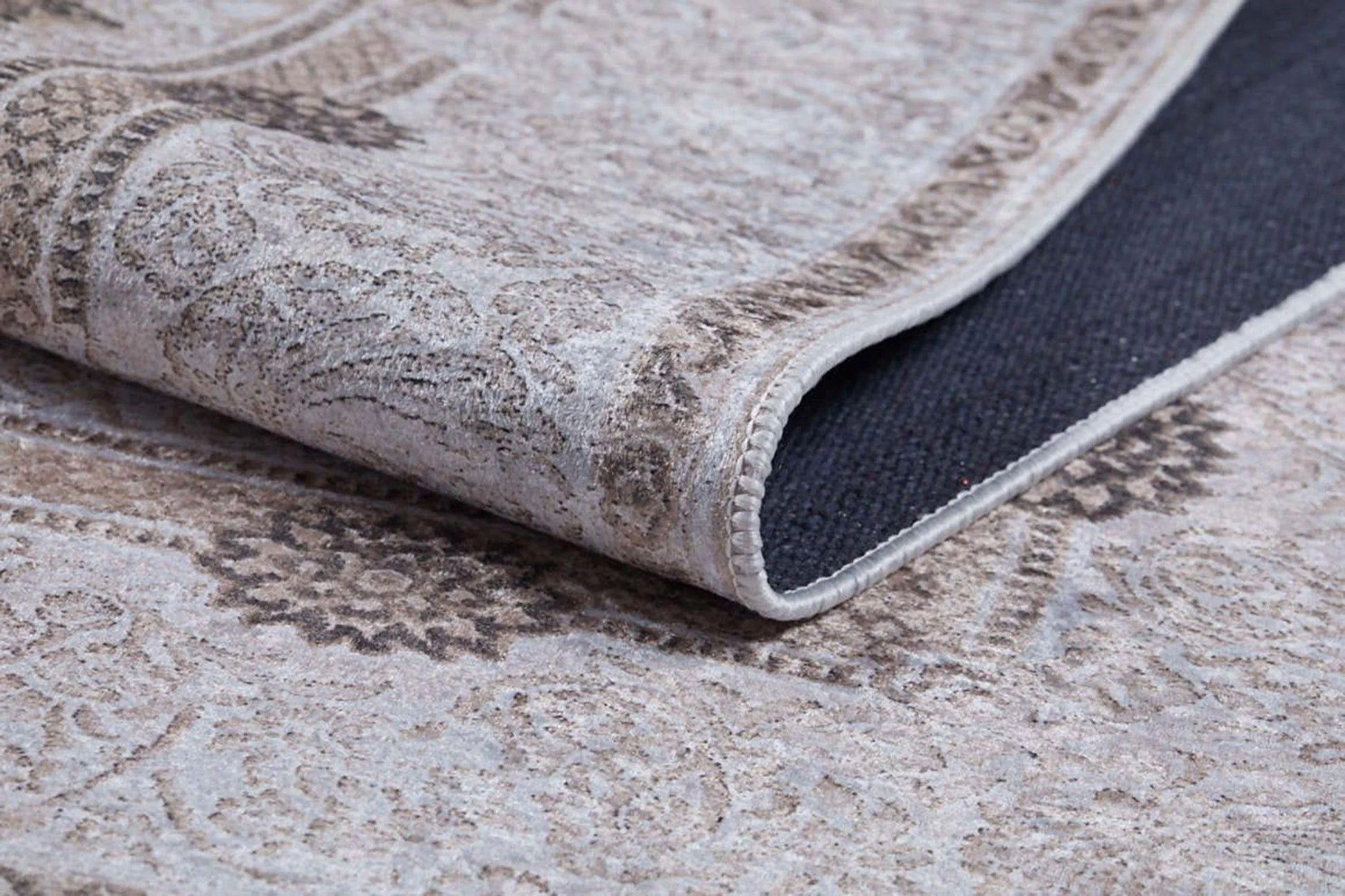 Bej Pembe Eskitme Kahverengi Kilim Halı-Pera Halı