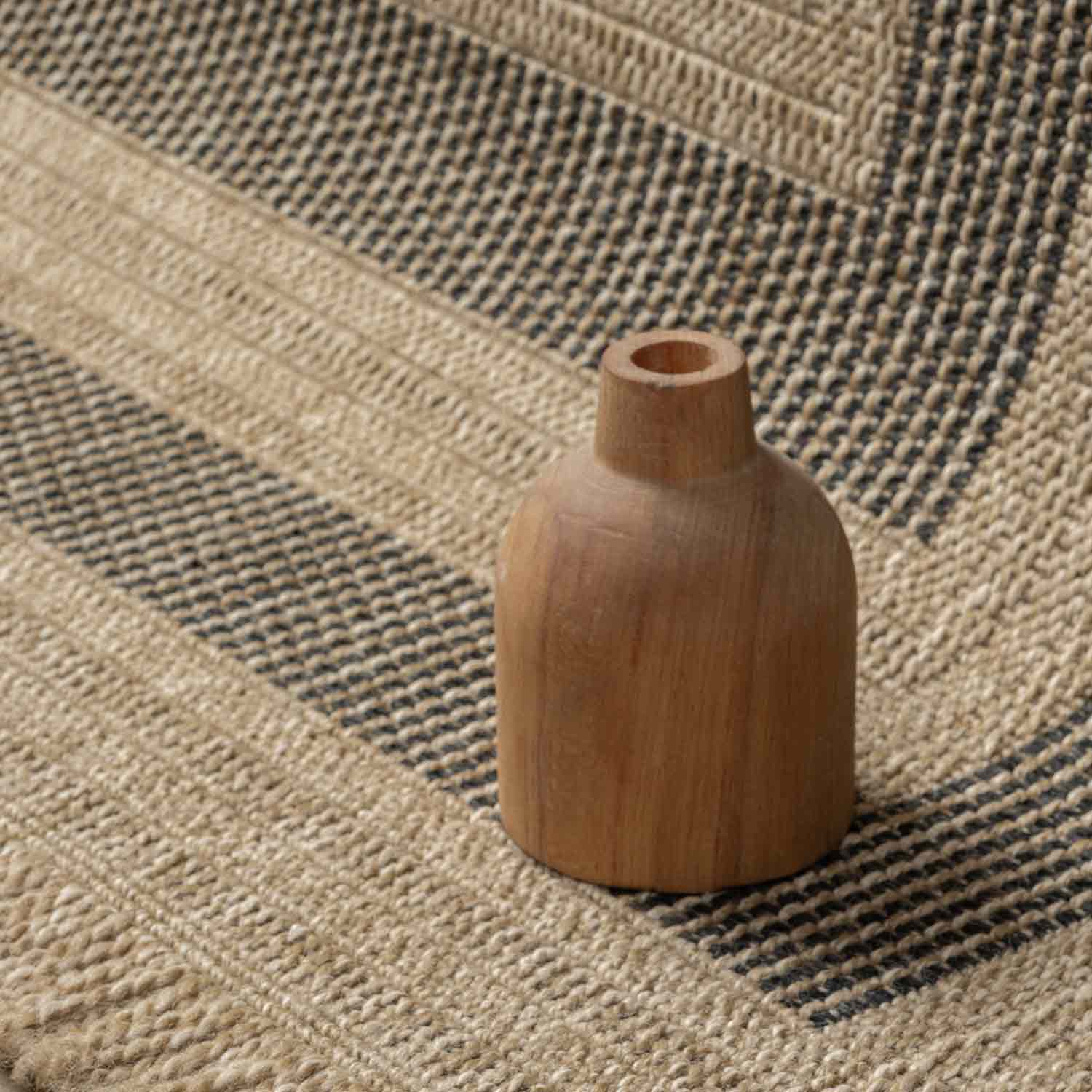 Bej Siyah Dikdörtgen Desenli Modern Halı-Pera Halı