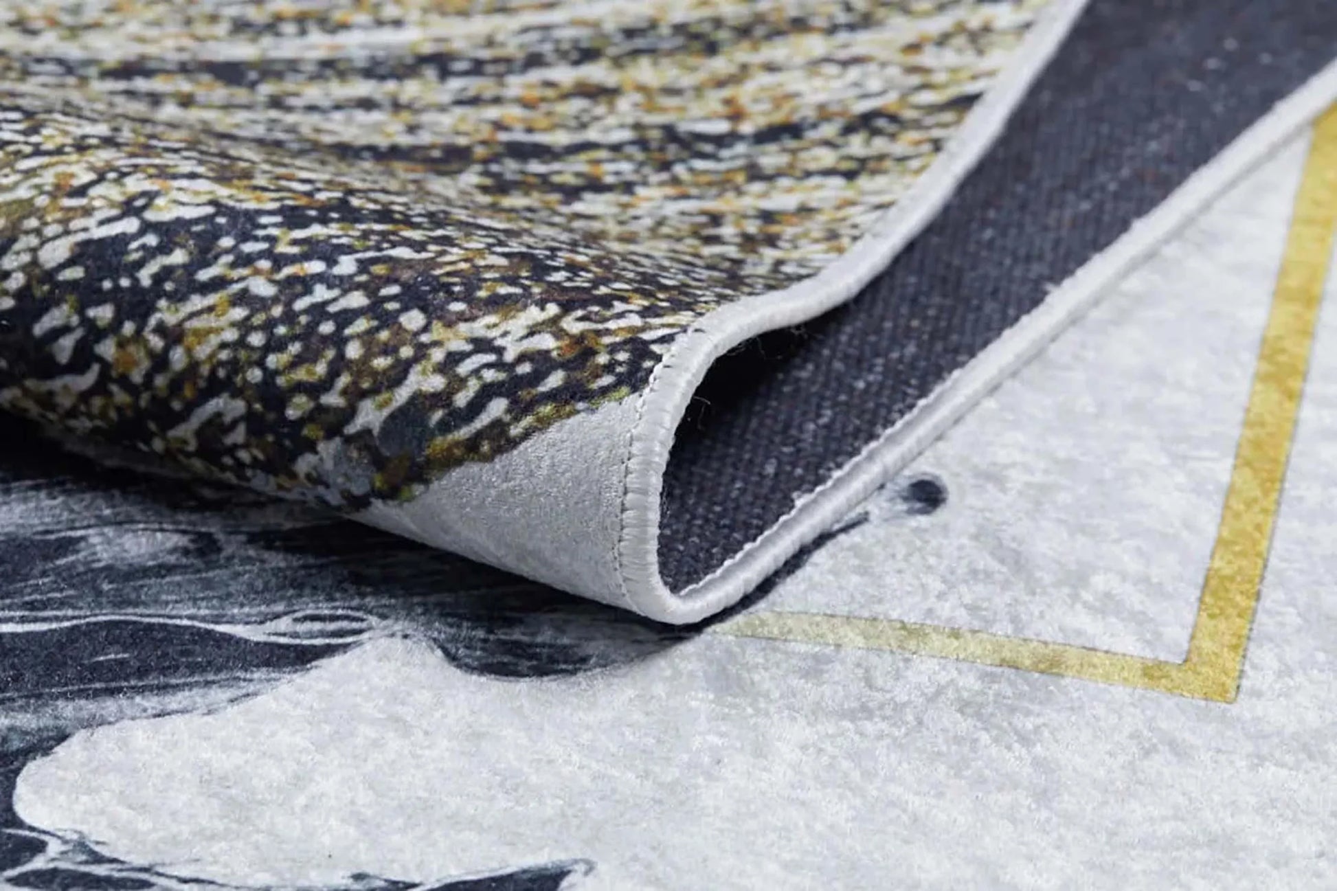 Beyaz Bej Yaprak Desenli Vintage Halı-Pera Halı