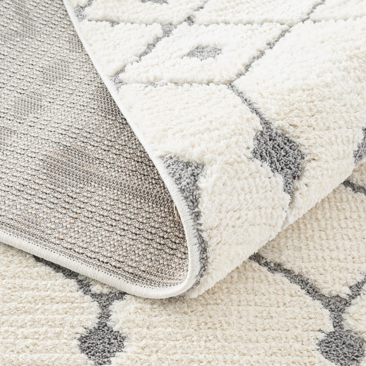 Beyaz Gri Etnik Geometrik Saçaklı Modern Halı-Pera Halı