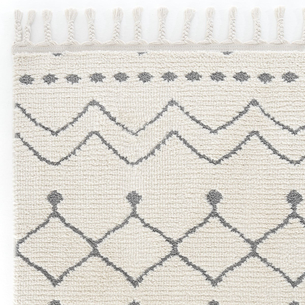 Beyaz Gri Etnik Geometrik Saçaklı Modern Halı-Pera Halı