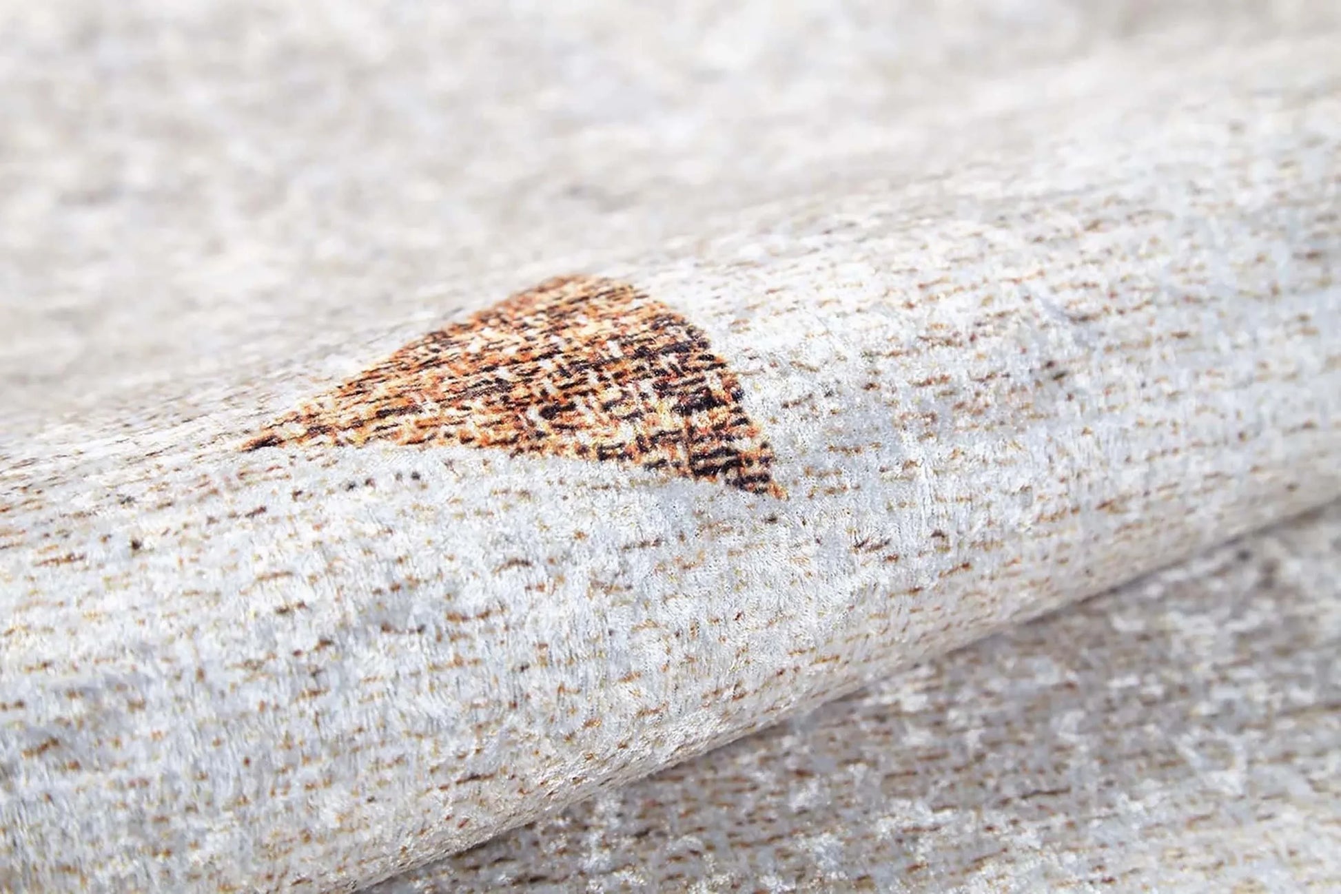 Beyaz Krem Eskitme Geometrik Desenli Halı-Pera Halı