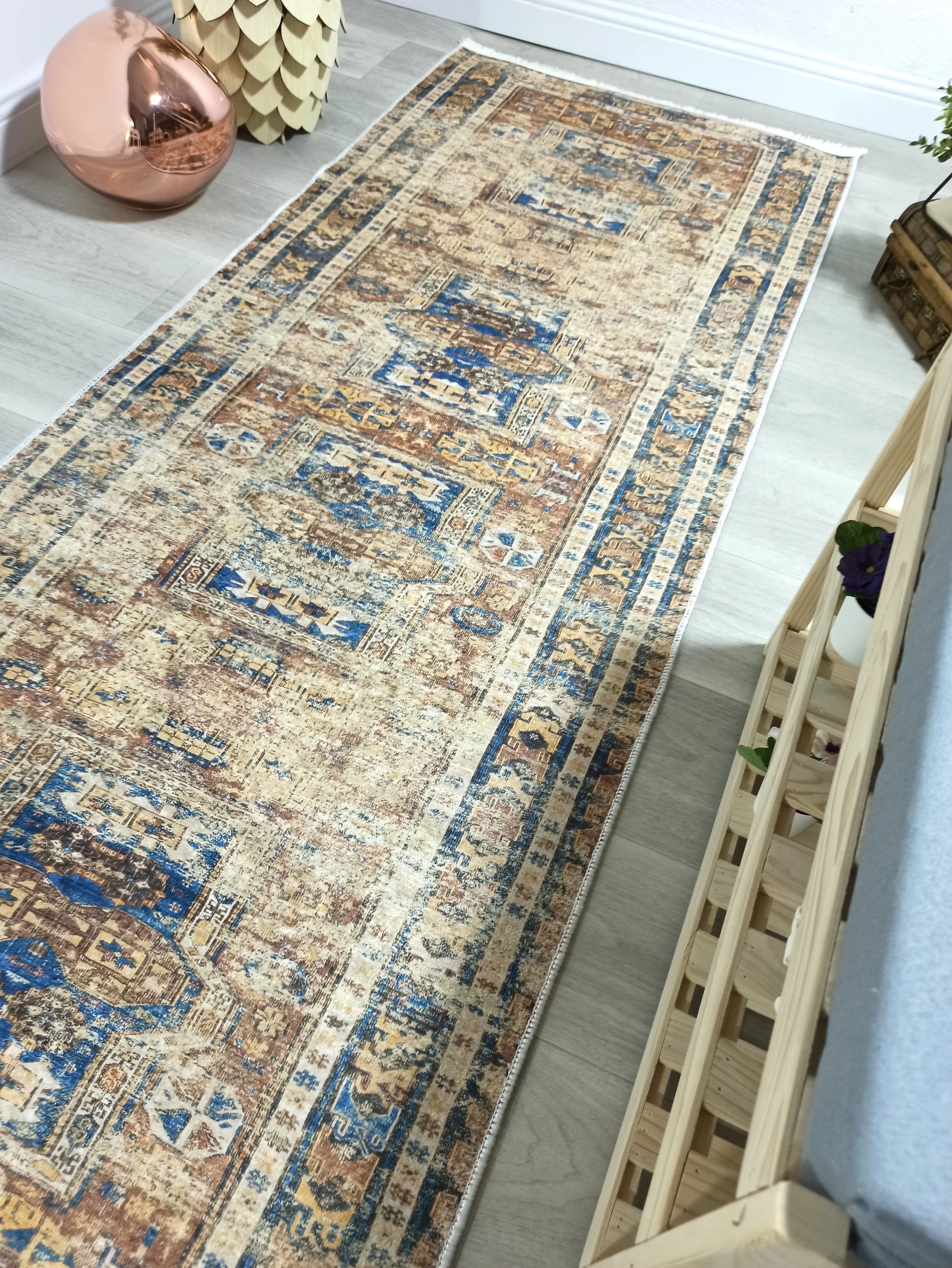 Bohem Mavi Bej Otantik Halı-Pera Halı