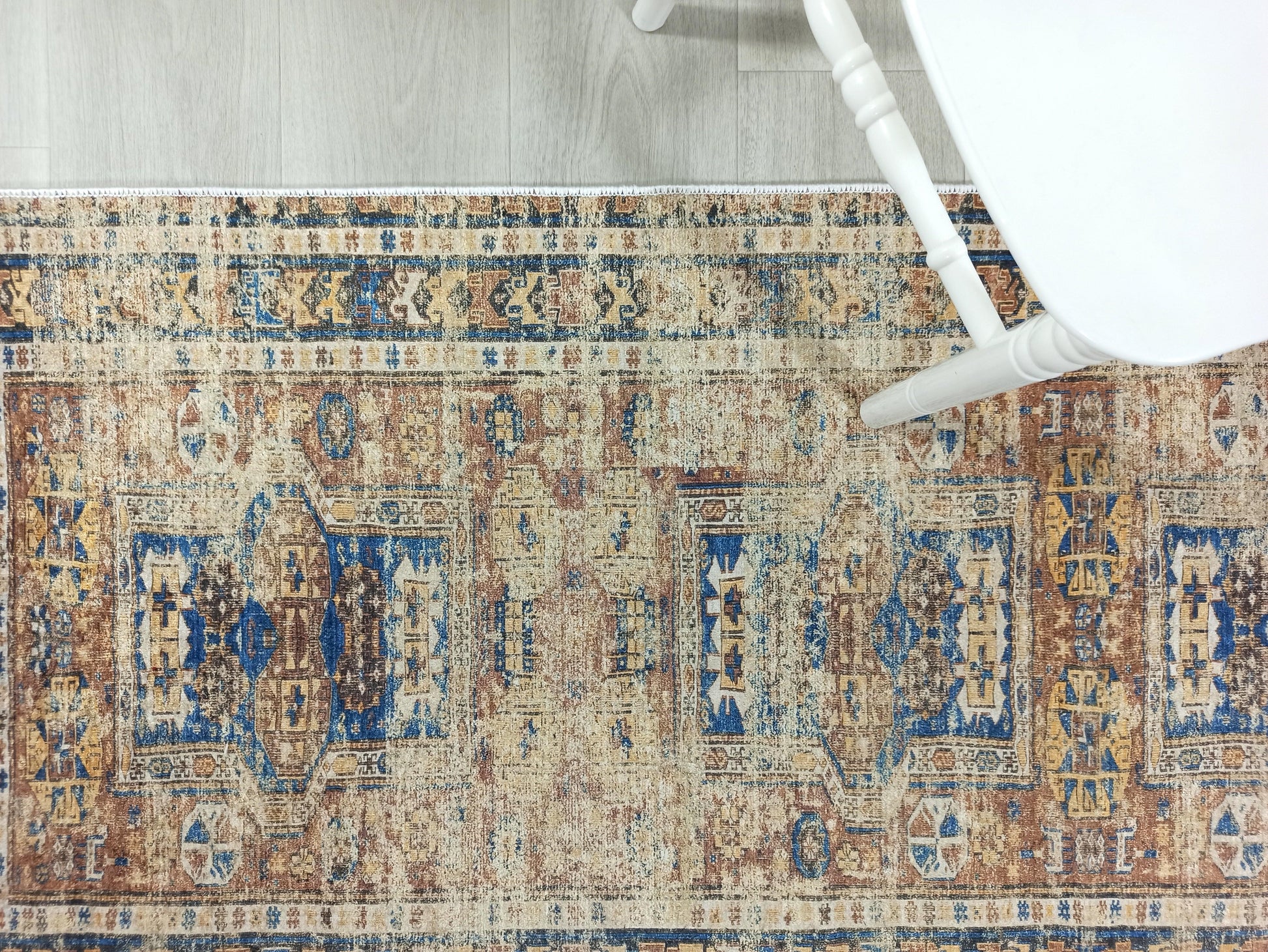 Bohem Mavi Bej Otantik Halı-Pera Halı