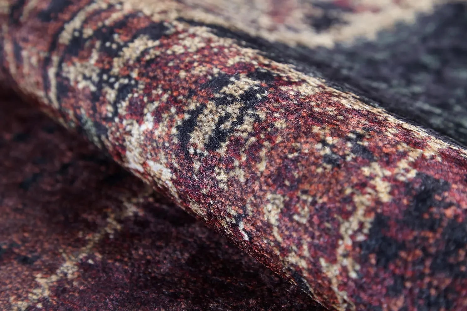 Bordo Kırmızı Eskitme Patchwork Halı-Pera Halı