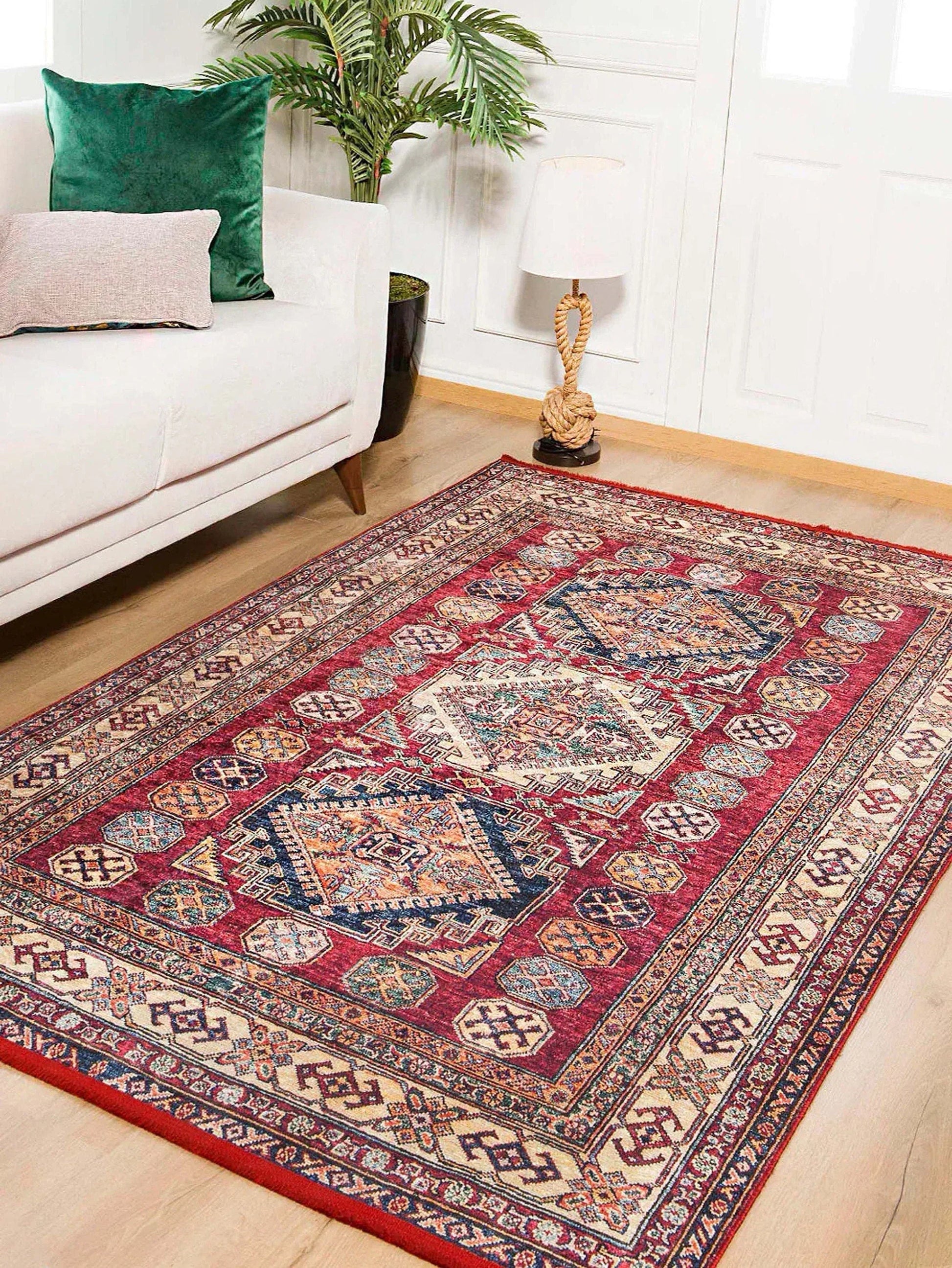 Bordo Klasik Desenli Oryantal Halı-Pera Halı