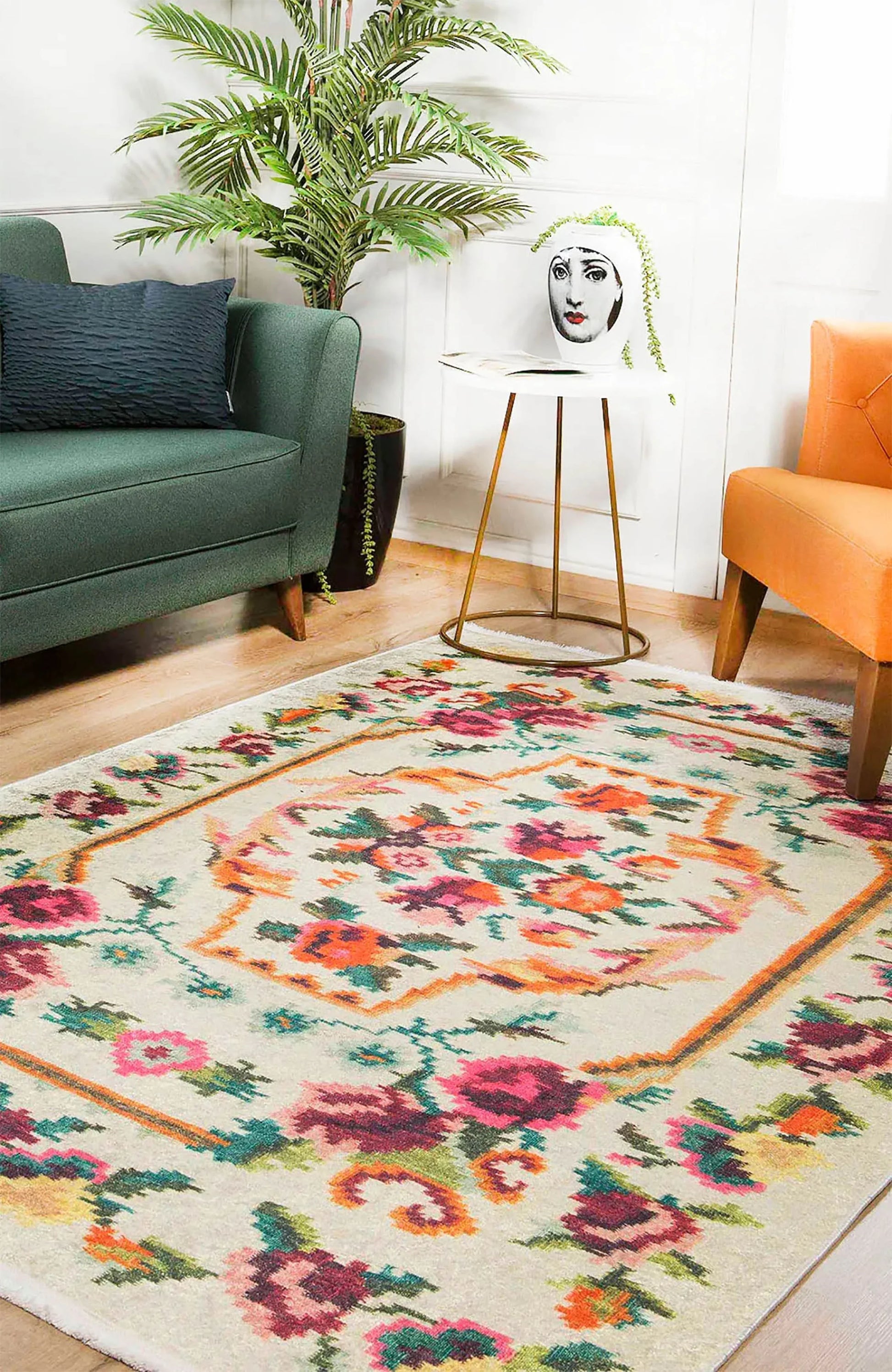 Canlı Çiçekli Beyaz Bohem Vintage Floral Halısı