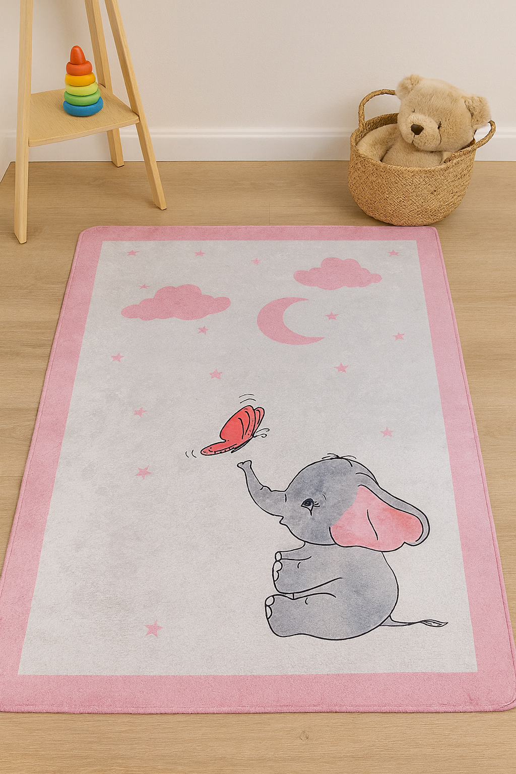 Pembe Ay ve Fil Desenli Çocuk Halısı – Yıkanabilir