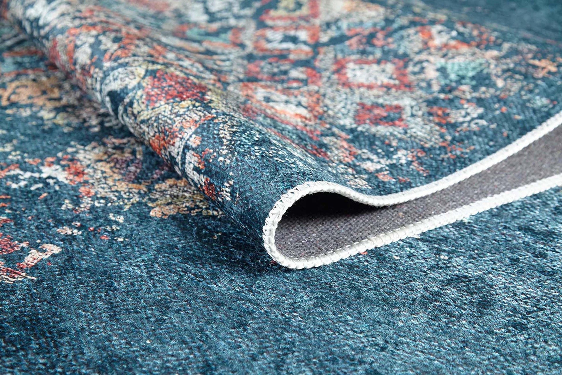 Çiçek Desenli Turkuaz Mavi Vintage Halı-Pera Halı