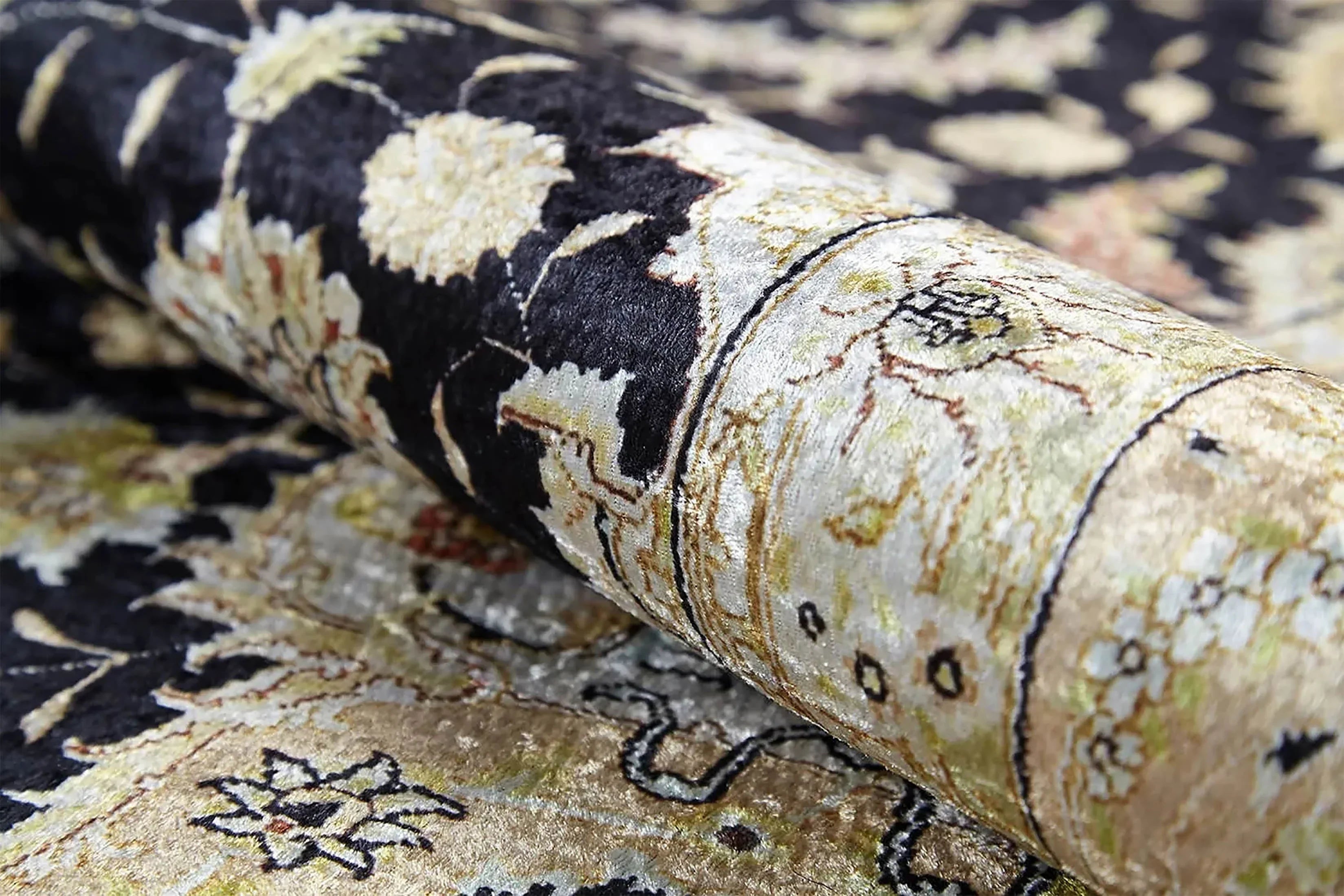 Çiçekli Geleneksel Siyah Bej Vintage Halı-Pera Halı