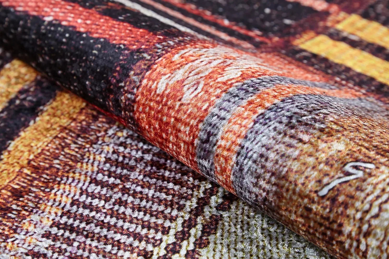 Çok Renkli Canlı Etnik Kilim Patchwork Halı-Pera Halı