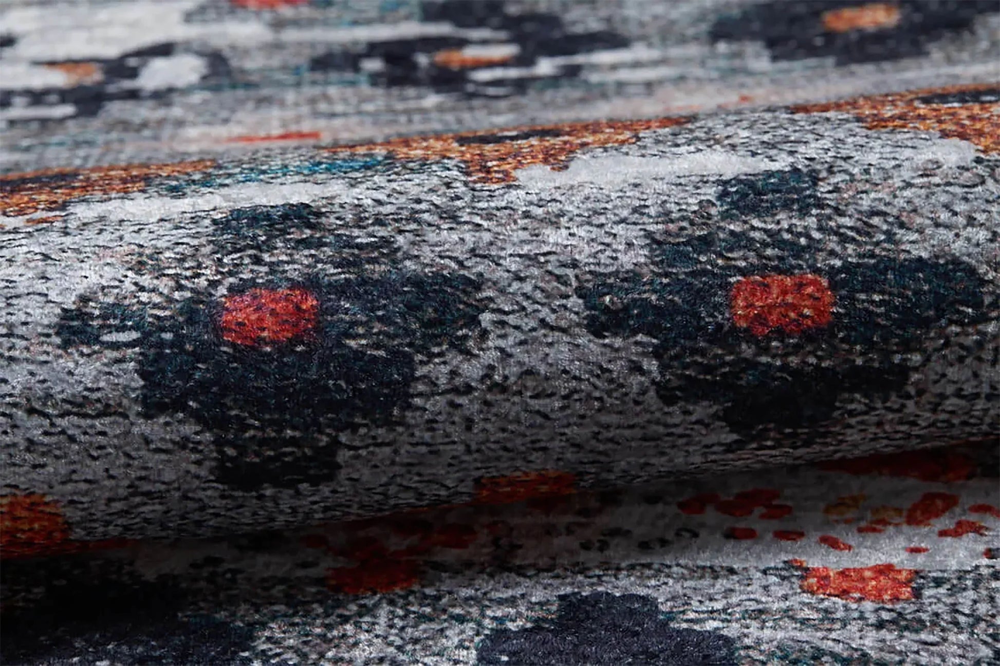 Çok Renkli Çiçek Desenli Kilim Halı-Pera Halı