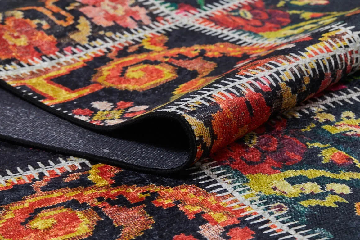 Çok Renkli Klasik Çiçekli Patchwork Halı-Pera Halı