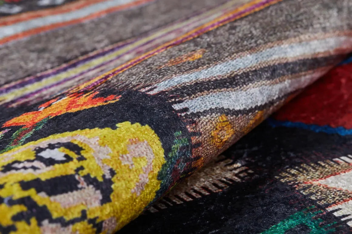 Çok Renkli Otantik Kilim Motifli Patchwork Halı-Pera Halı