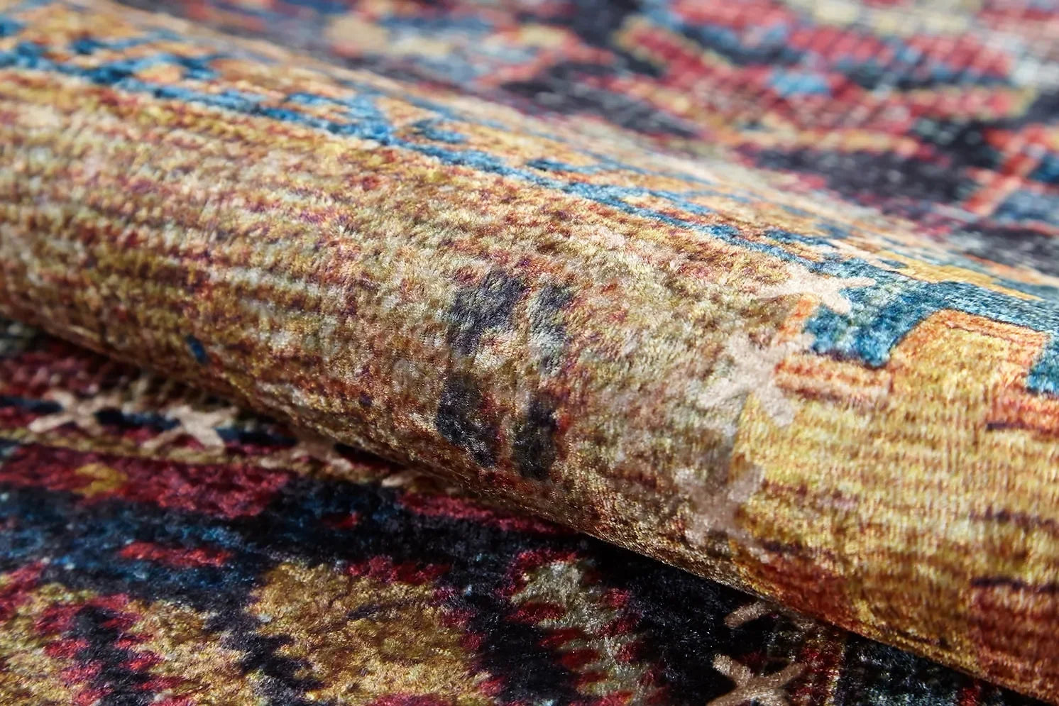 Çok Renkli Rustik Kilim Patchwork Halı-Pera Halı