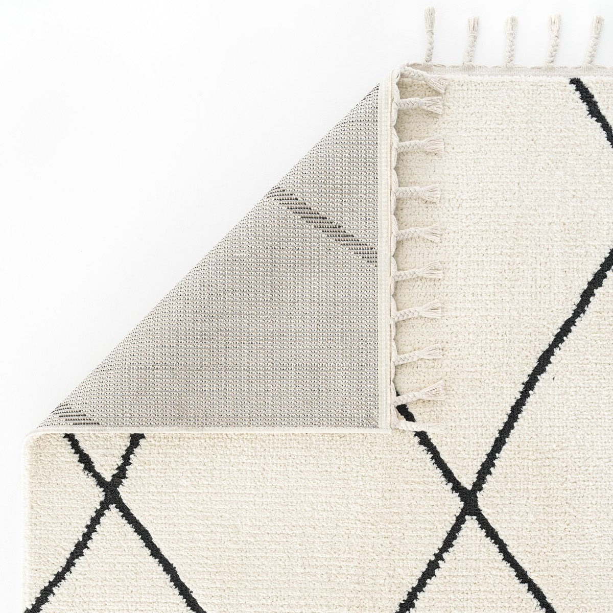 Krem Siyah Baklava Desenli Saçaklı Modern Halı