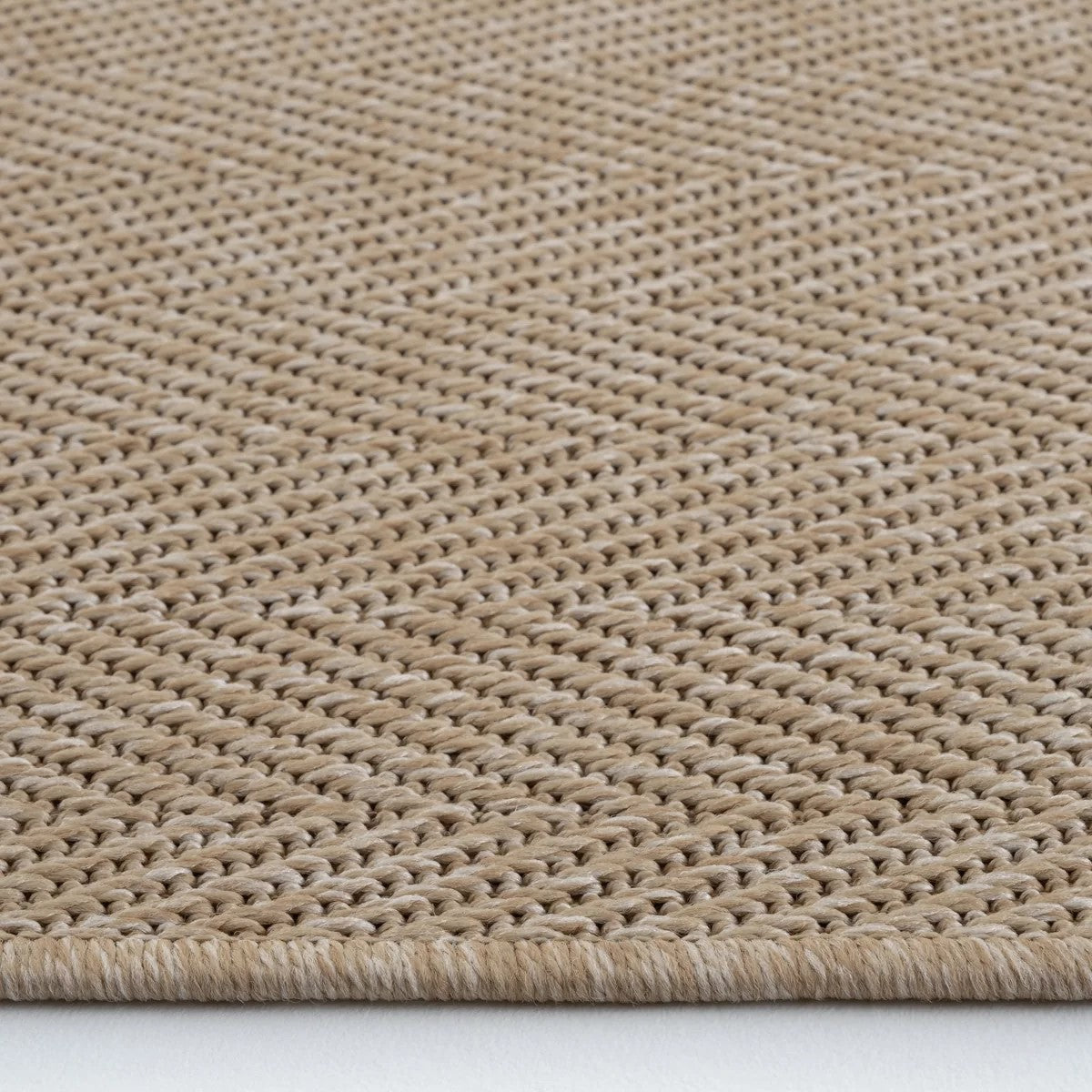 Düz Bej Kılçık Desenli Modern Halı-Pera Halı