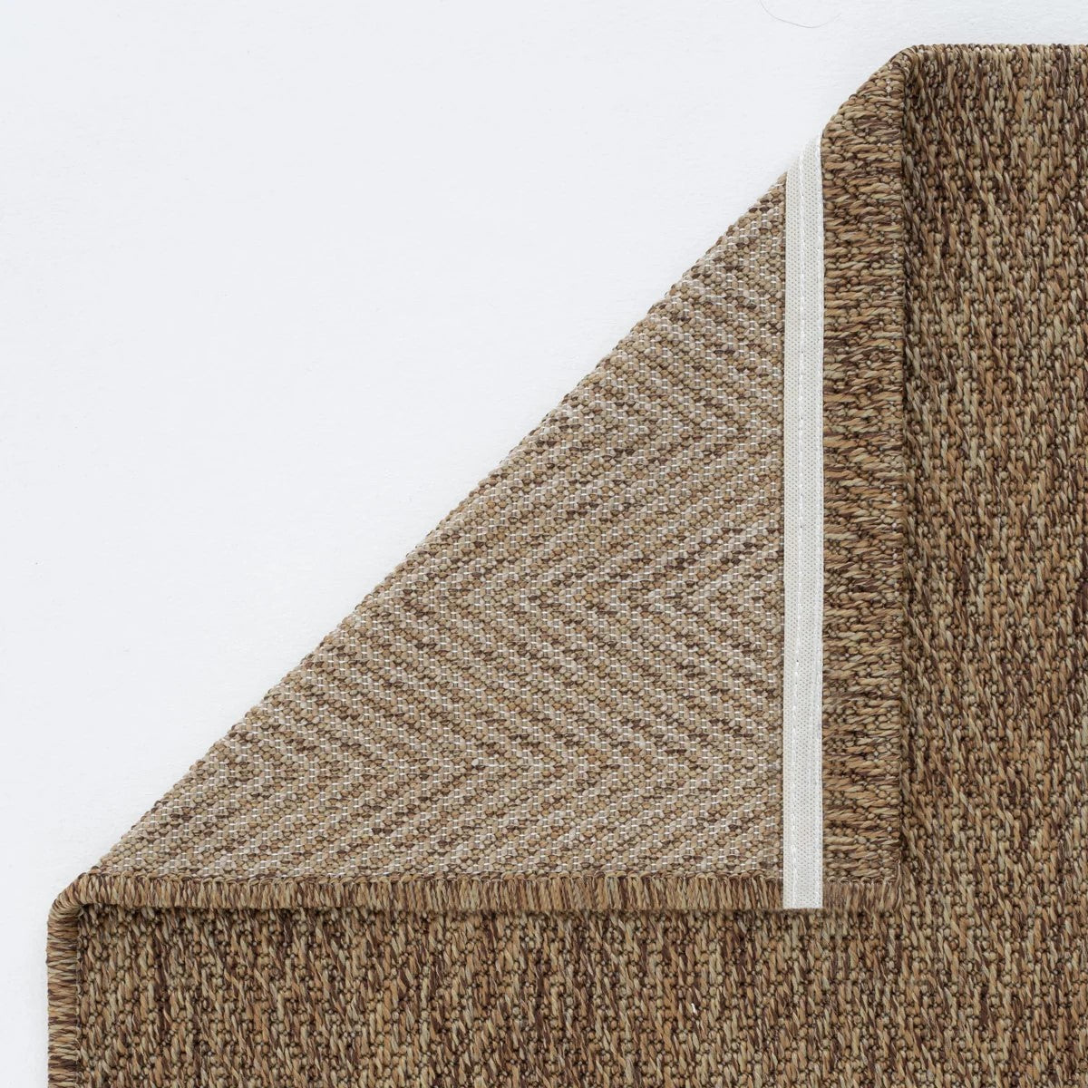 Düz Kahve Toprak Kılçık Desenli Halı-Pera Halı