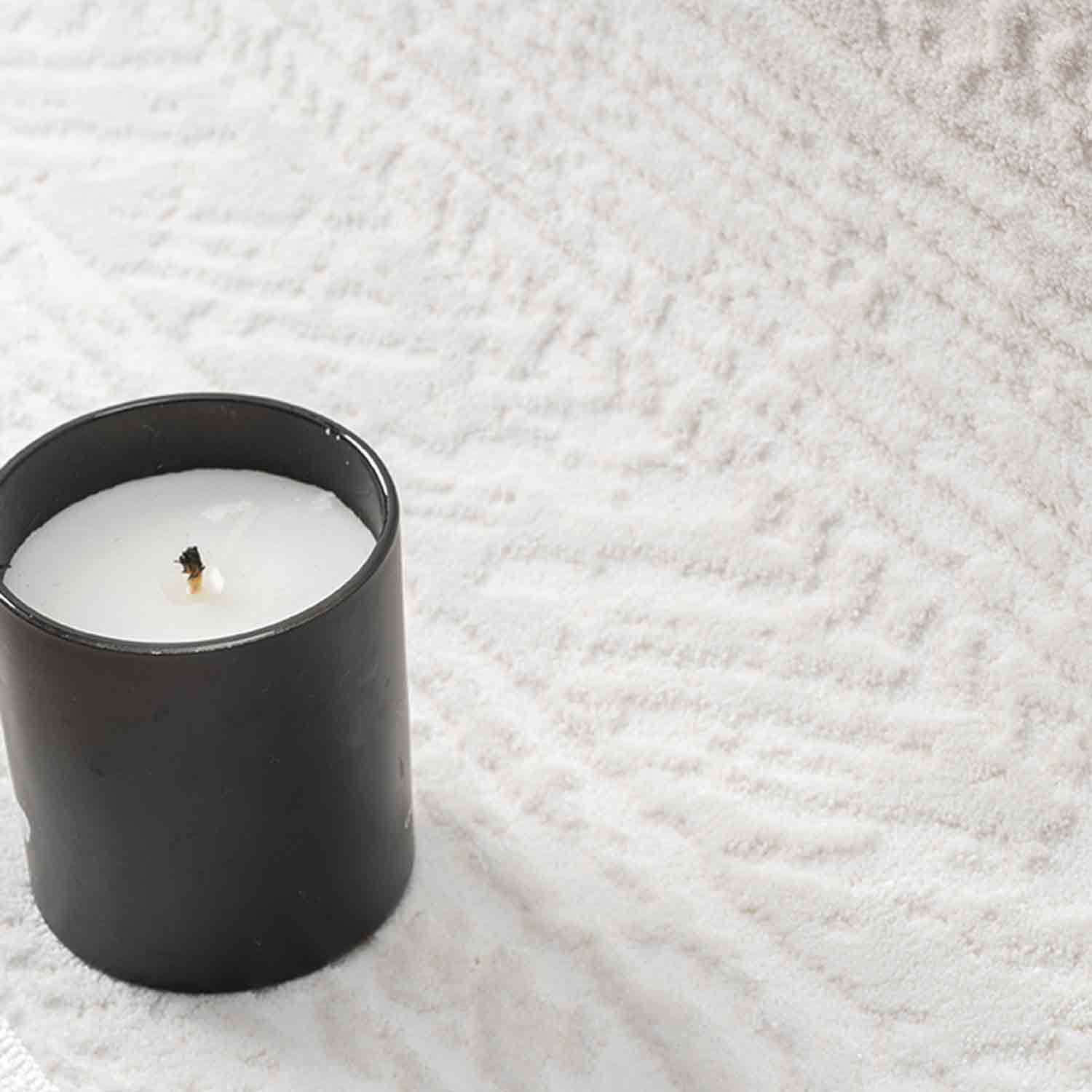 Düz Krem Beyaz Şeritli Modern Halı-Pera Halı