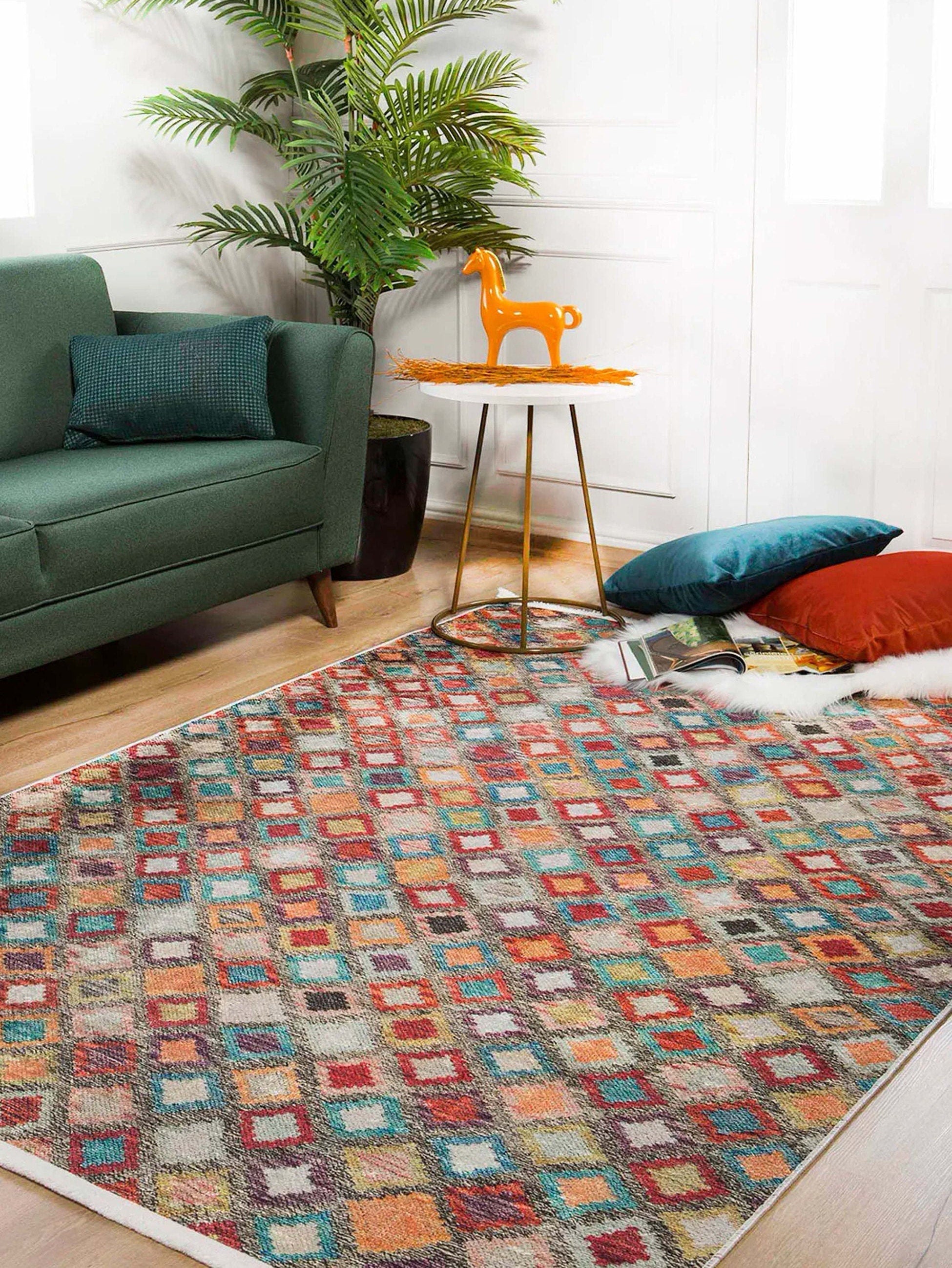 Renkli Kare Desenli Anadolu Kilim Halı - Pera Halı