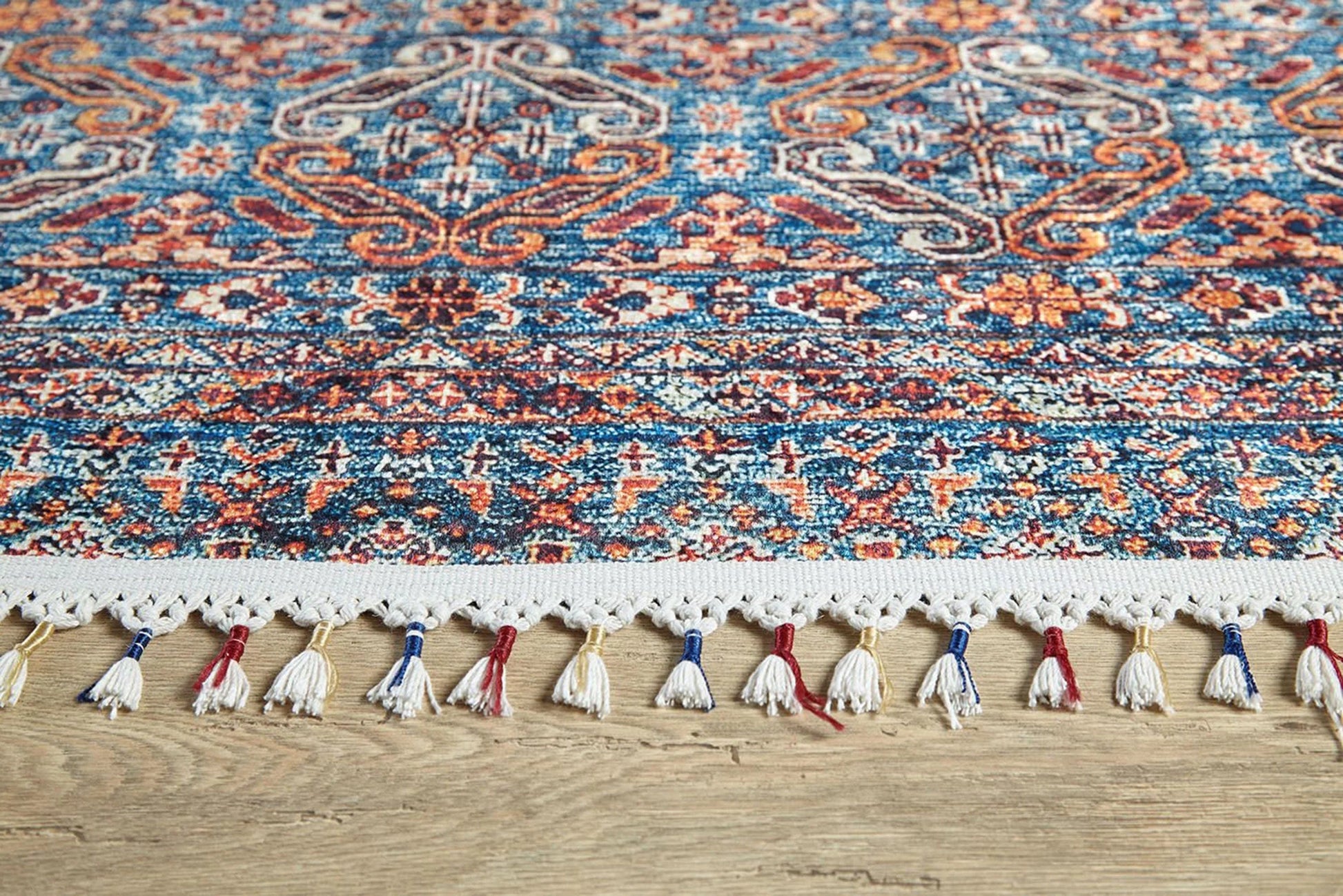 Eşsiz Antik Desenli Kırmızı Mavi Kilim Halı-Pera Halı