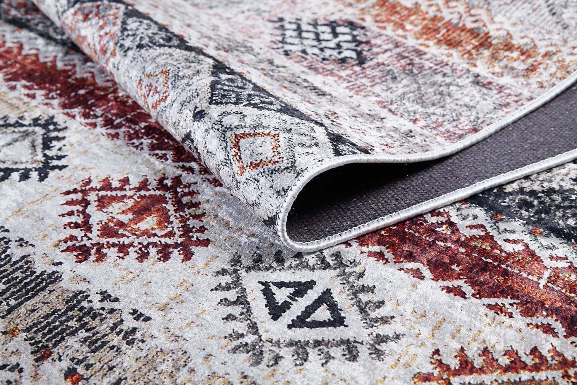 Etnik Desenli Bej Anadolu Halı-Pera Halı