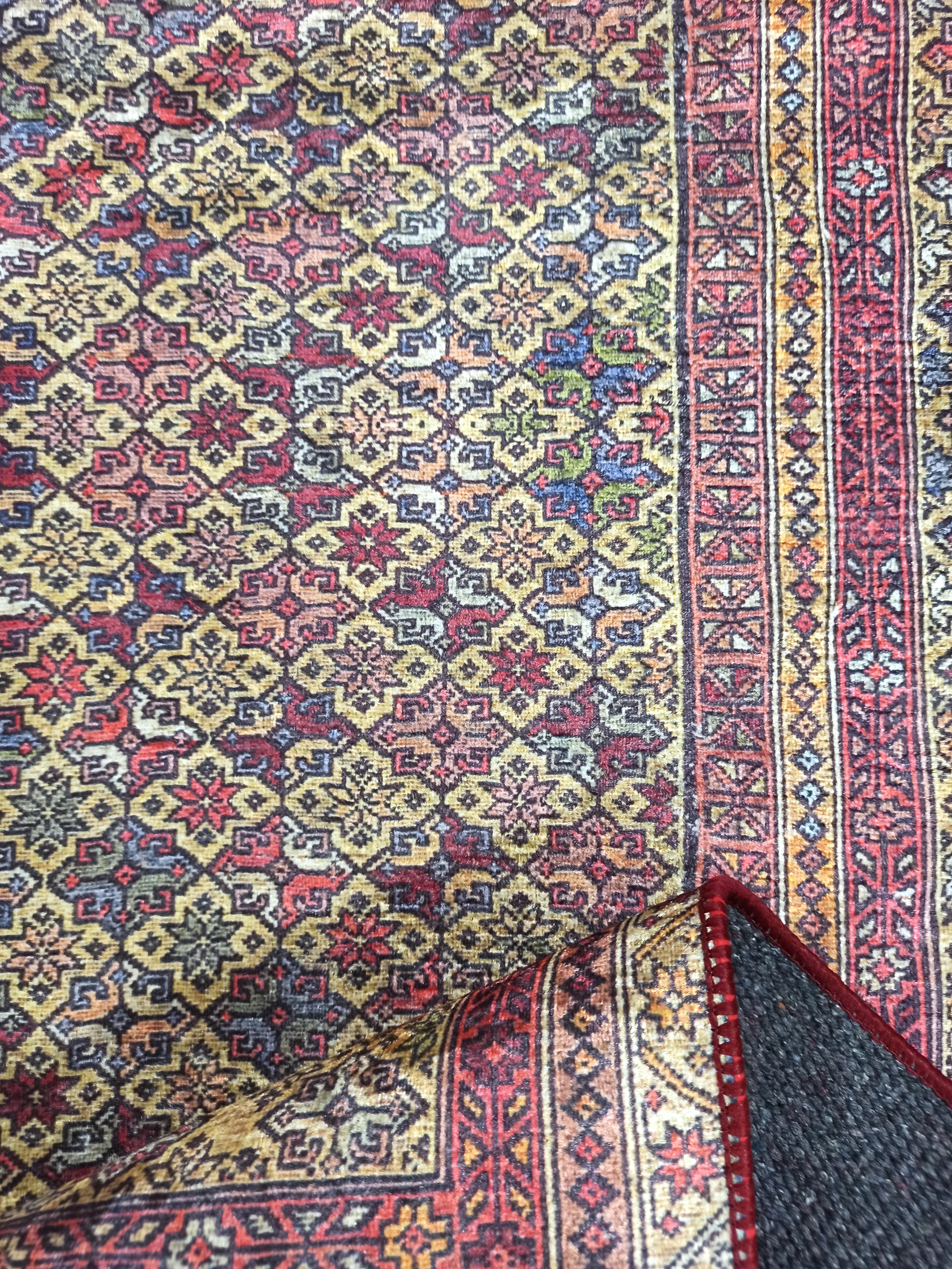 Kırmızı Bej Geleneksel Otantik Desenli Etnik Halı