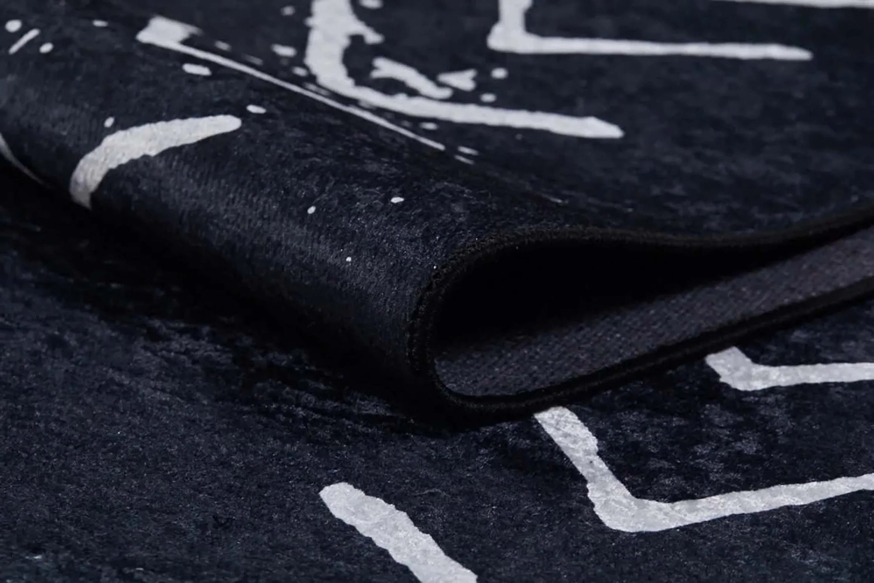 Fas Tarzı Beyaz Siyah Bohem Halı-Pera Halı