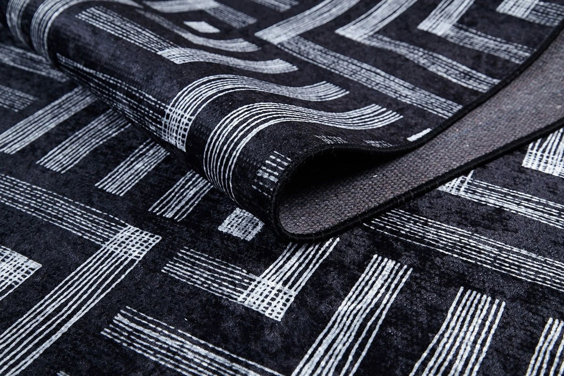 Geometrik Desenli Bej Kahverengi - Siyah Beyaz Modern Halı-Pera Halı