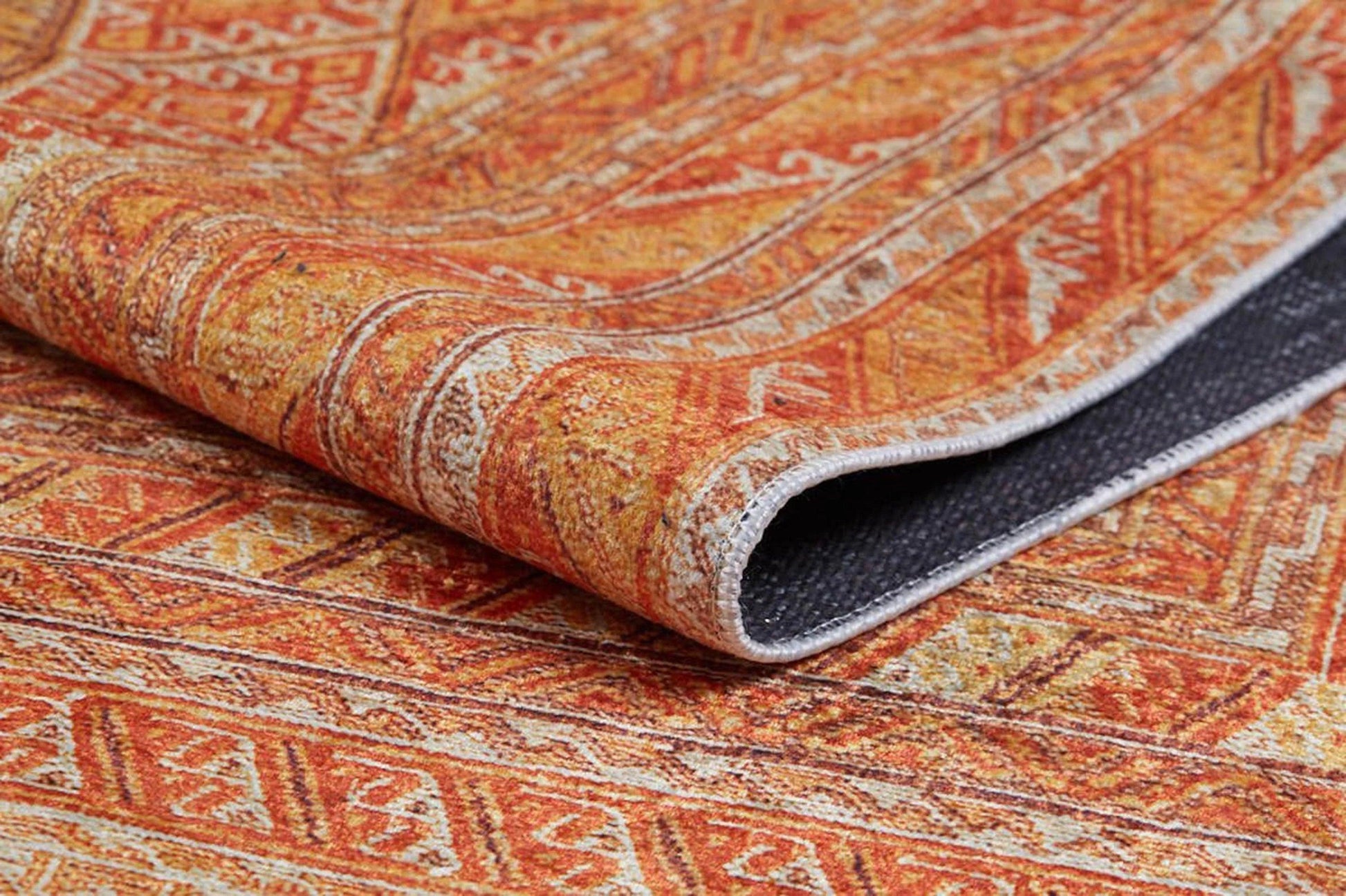 Geometrik Desenli Turuncu Sarı Kilim Halı-Pera Halı