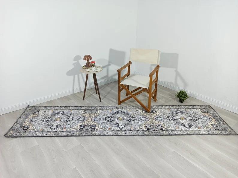 Grauer Vintage-Teppich mit geometrischem Muster
