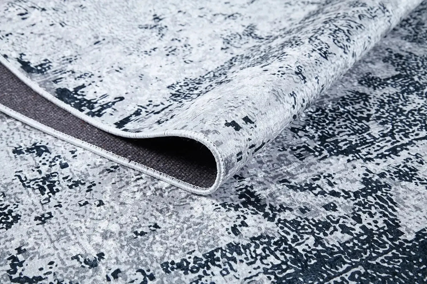 Gri Beyaz ve Lacivert Yıkanabilir Halı-Pera Halı