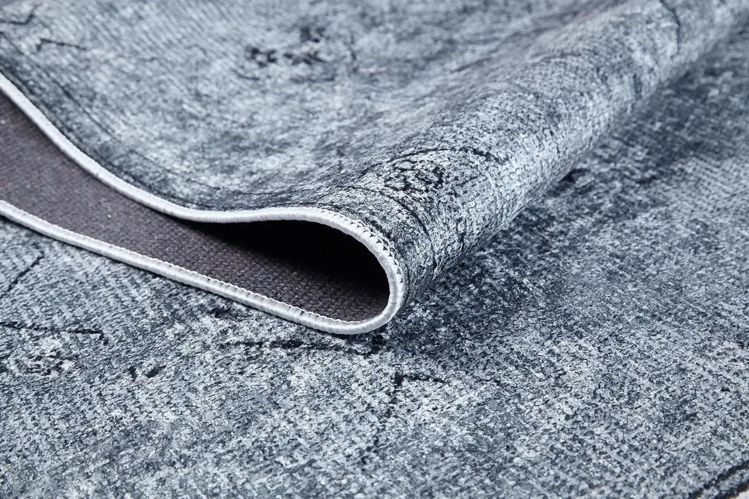 Gri Eskitme Otantik Halı-Pera Halı