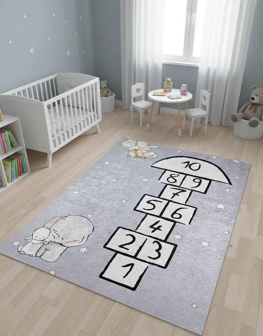 Gri Seksek Desenli Fil ve Tavşan Figürlü Çocuk Halısı-Pera Halı