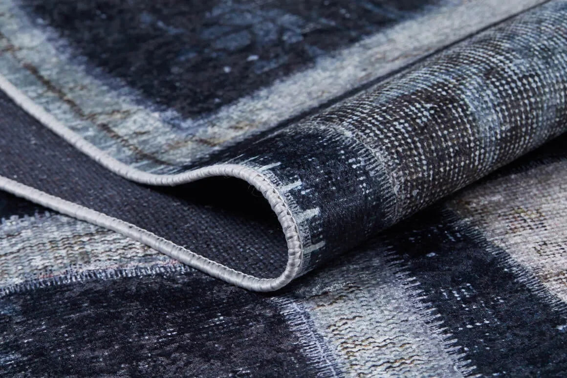 Gri Siyah Çerçeveli Kare Patchwork Halı-Pera Halı