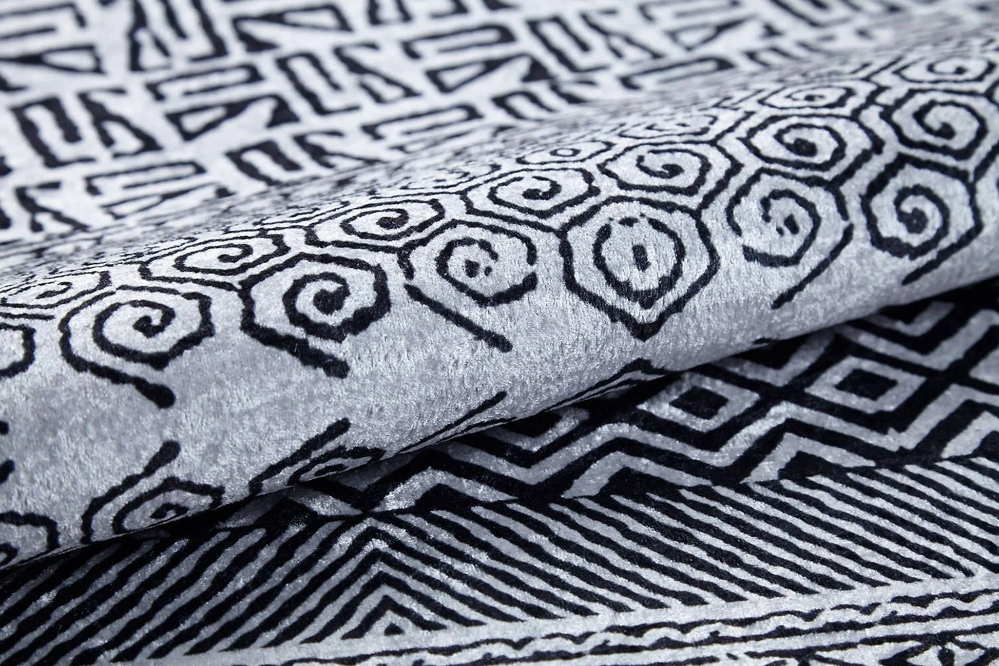 Gri Siyah Geometrik Desenli Halı-Pera Halı