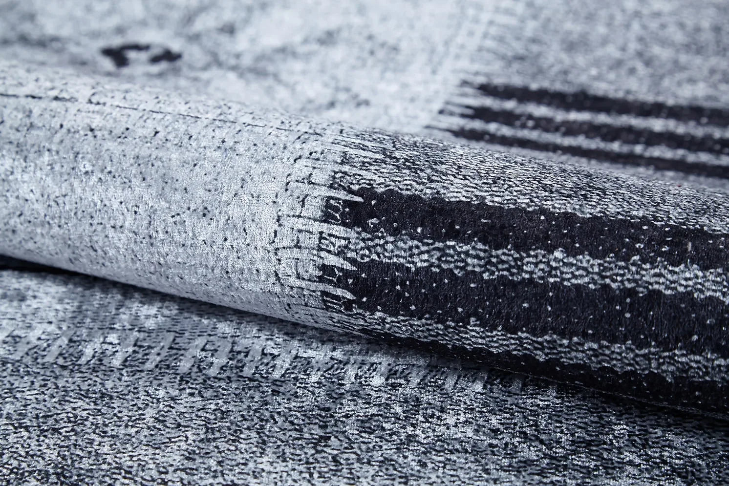 Gri Ton Sür Ton Patchwork Halı-Pera Halı