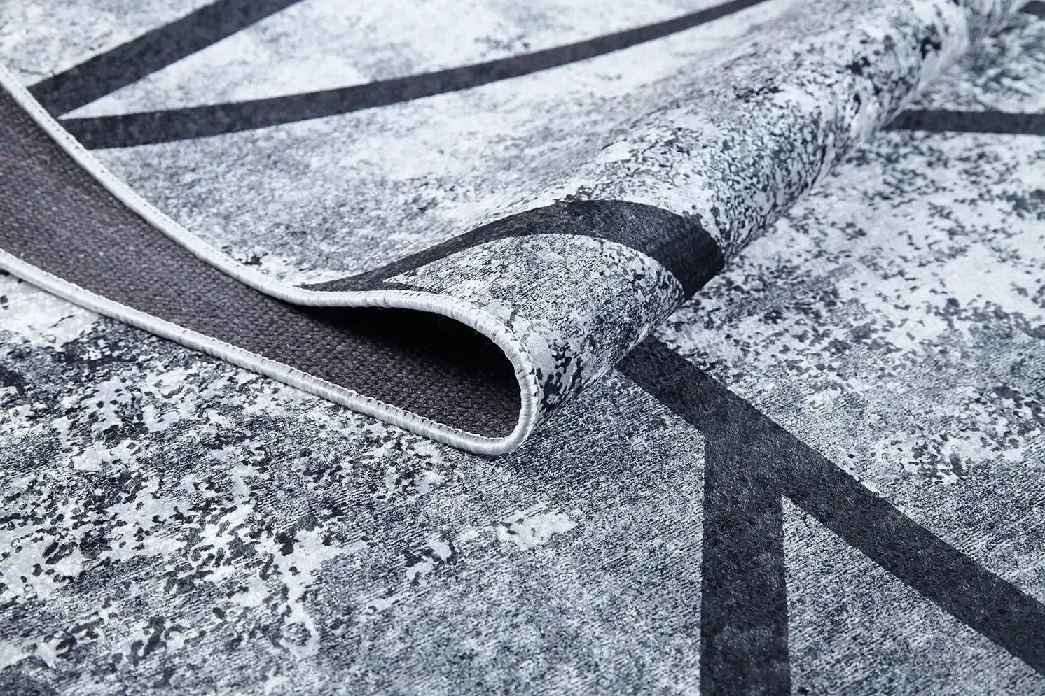 Gri ve Beyaz Geometrik Abstre Halı-Pera Halı