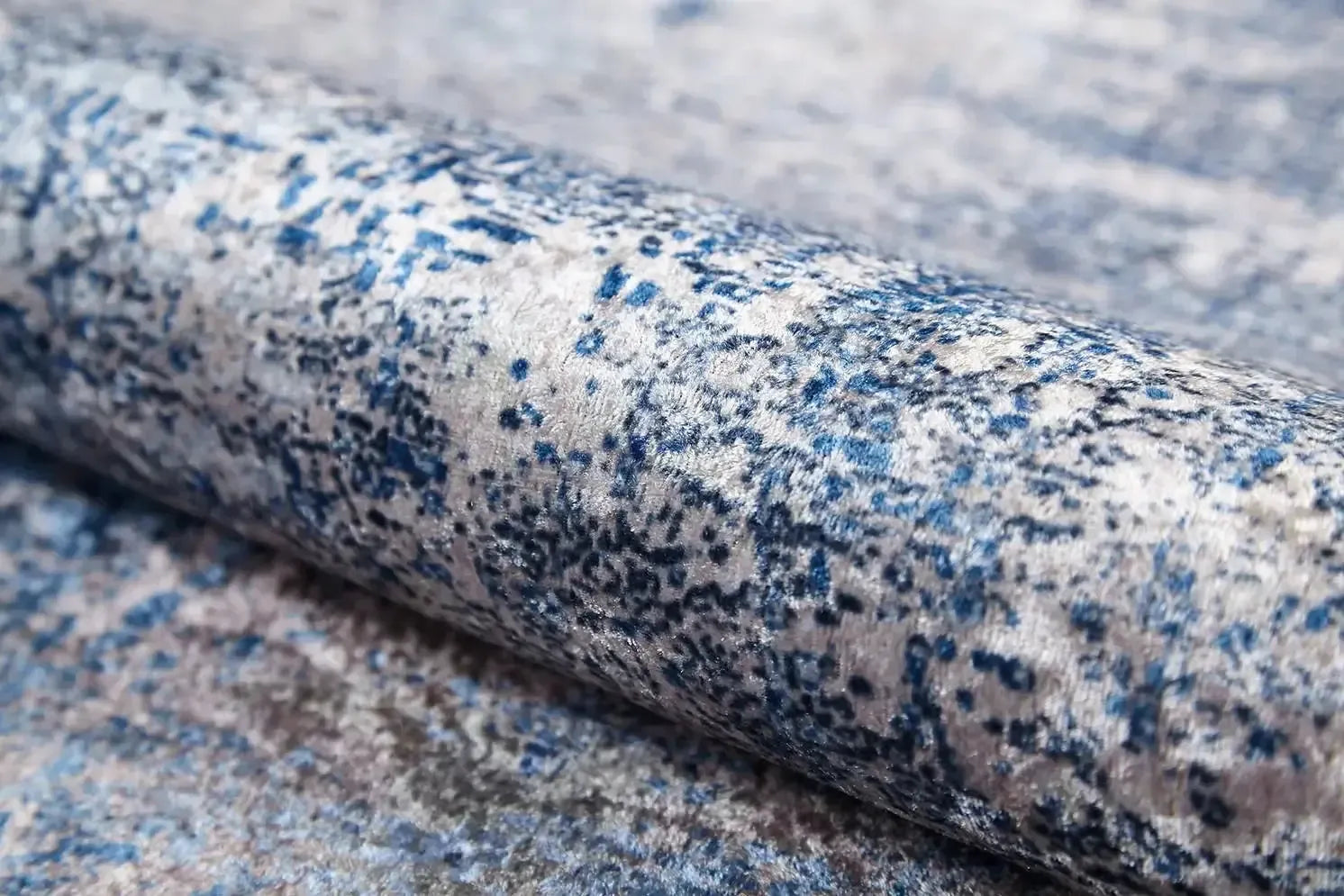 Gri ve Mavi Modern Soyut Halı-Pera Halı