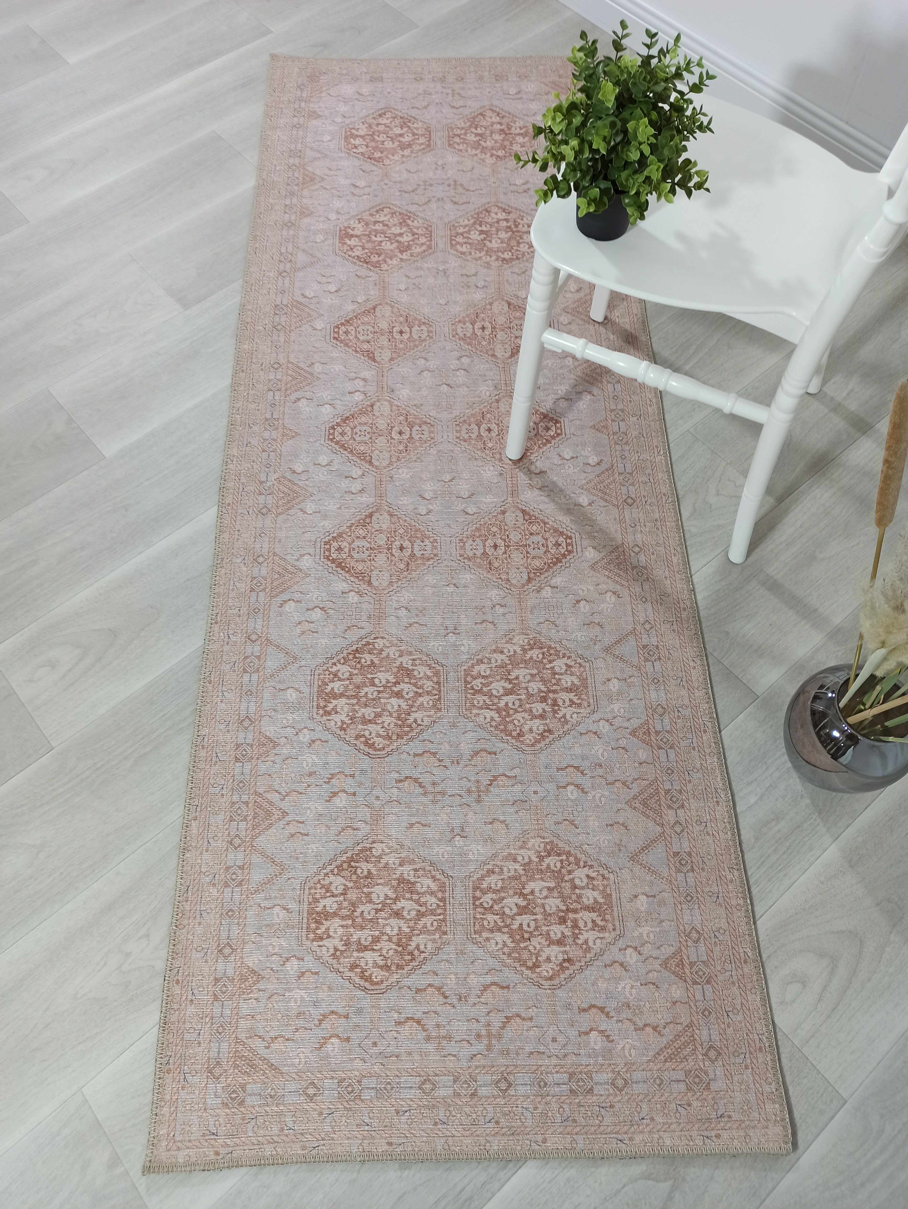 Grauer Vintage-Teppich mit geometrischem Muster