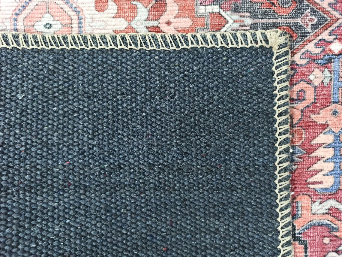 Vintage-Teppich mit Medaillonmuster in Fuchsia und Rot