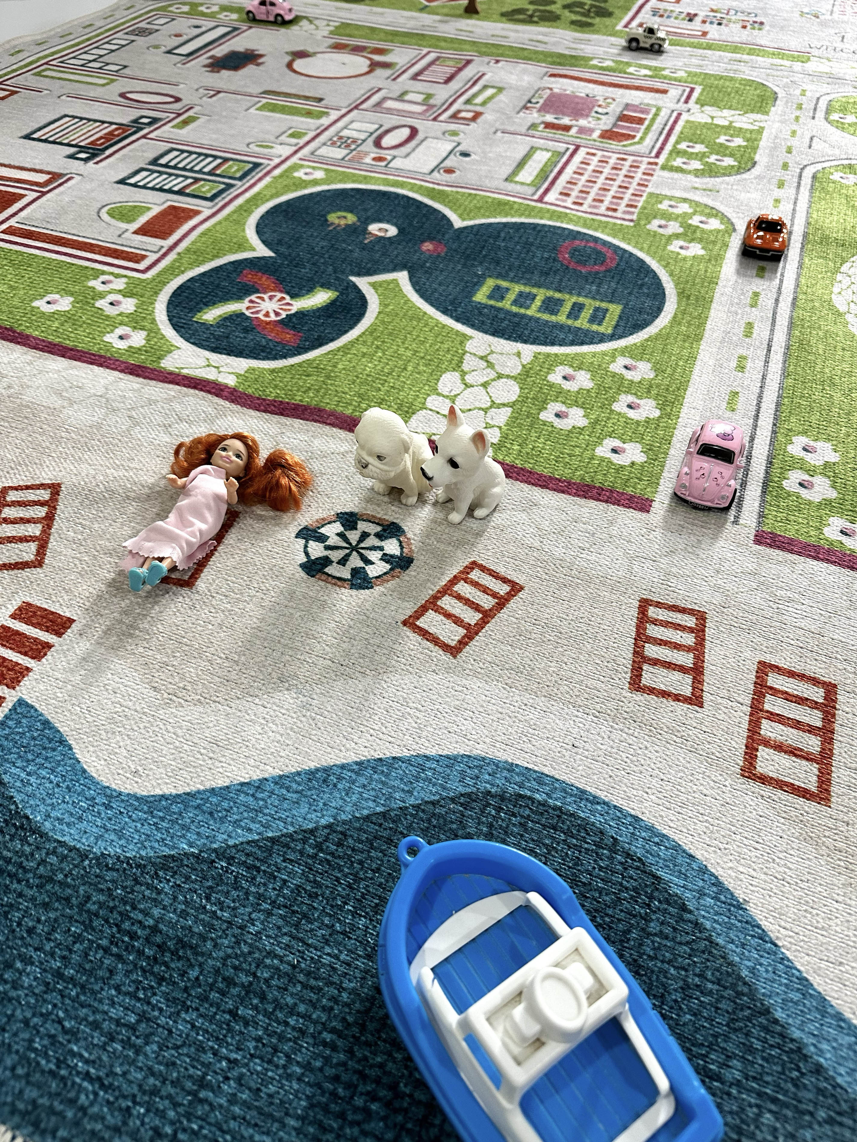 Kinderteppich mit Verkehrsmotiv